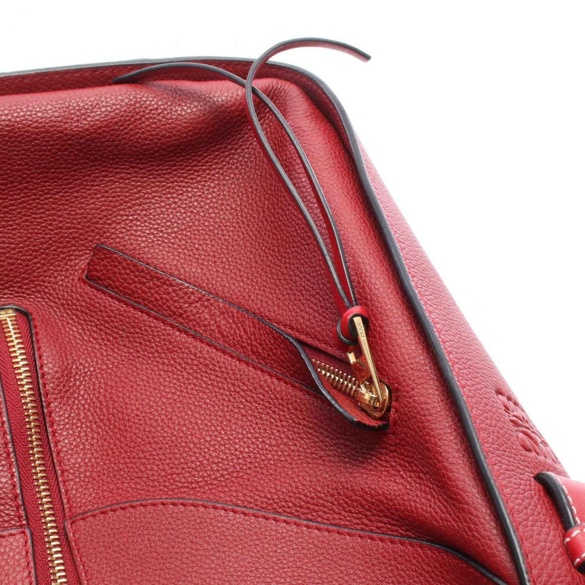 Loewe Red Color Leather Handbag (Pre-Owned)