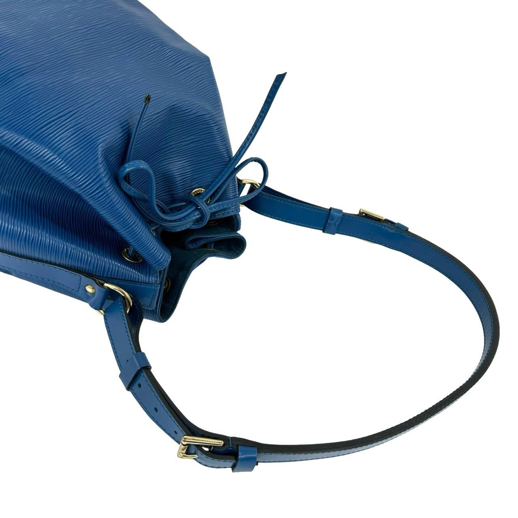 Louis Vuitton Blue Leather Shoulder Bag (Pre-Owned)