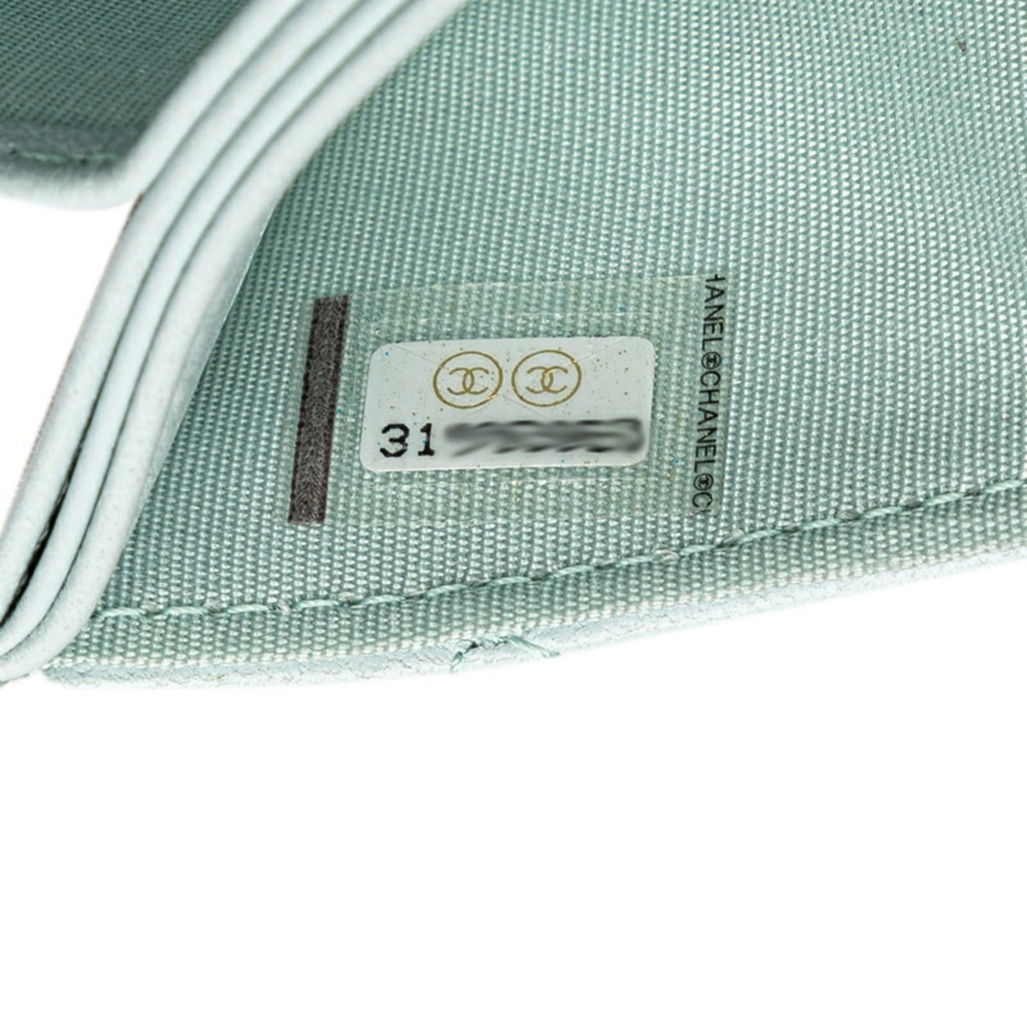 Chanel Light Blue Leather Shoulder Bag (Pre-Owned)