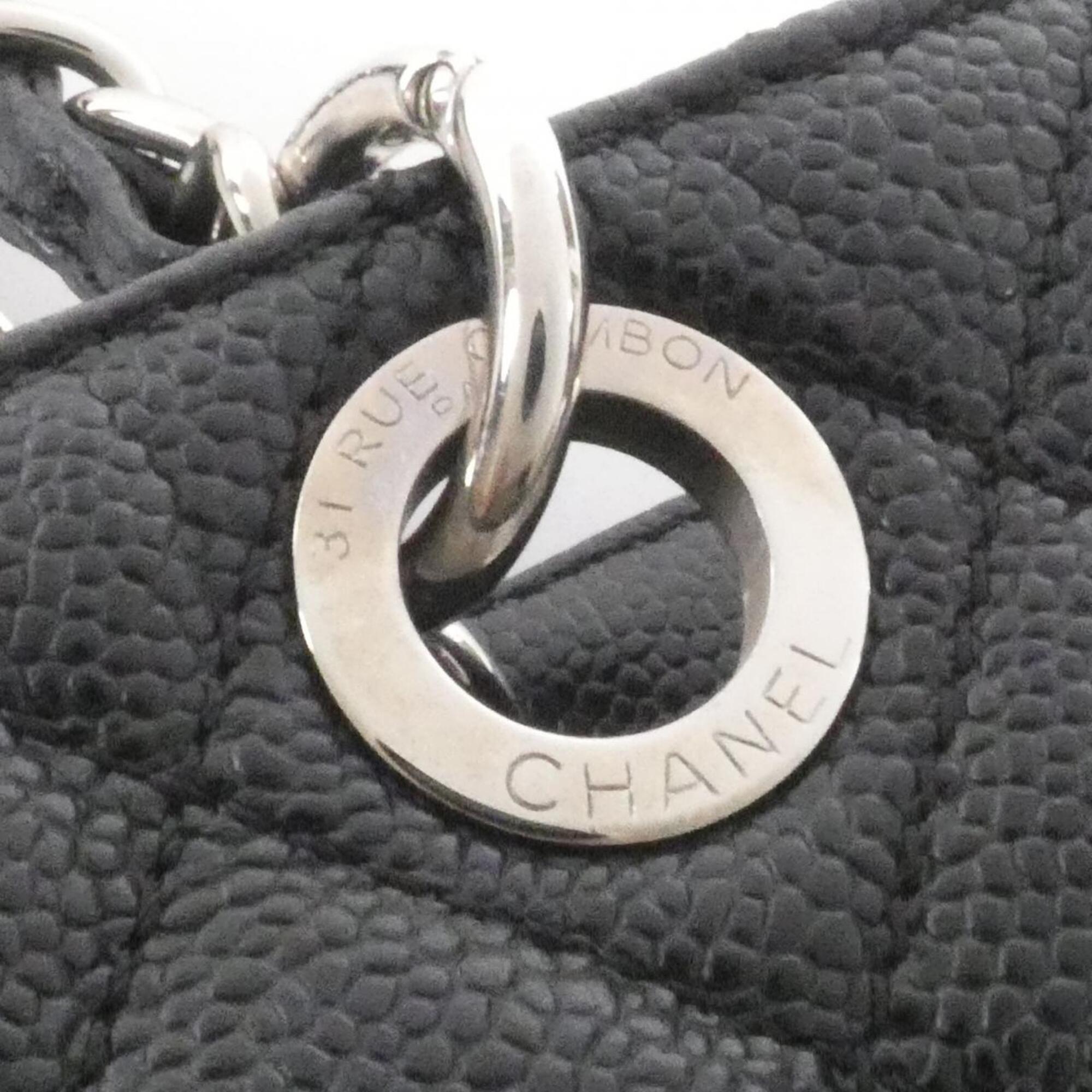Chanel Black Grained Calfskin Shoulder Bag (Pre-Owned)