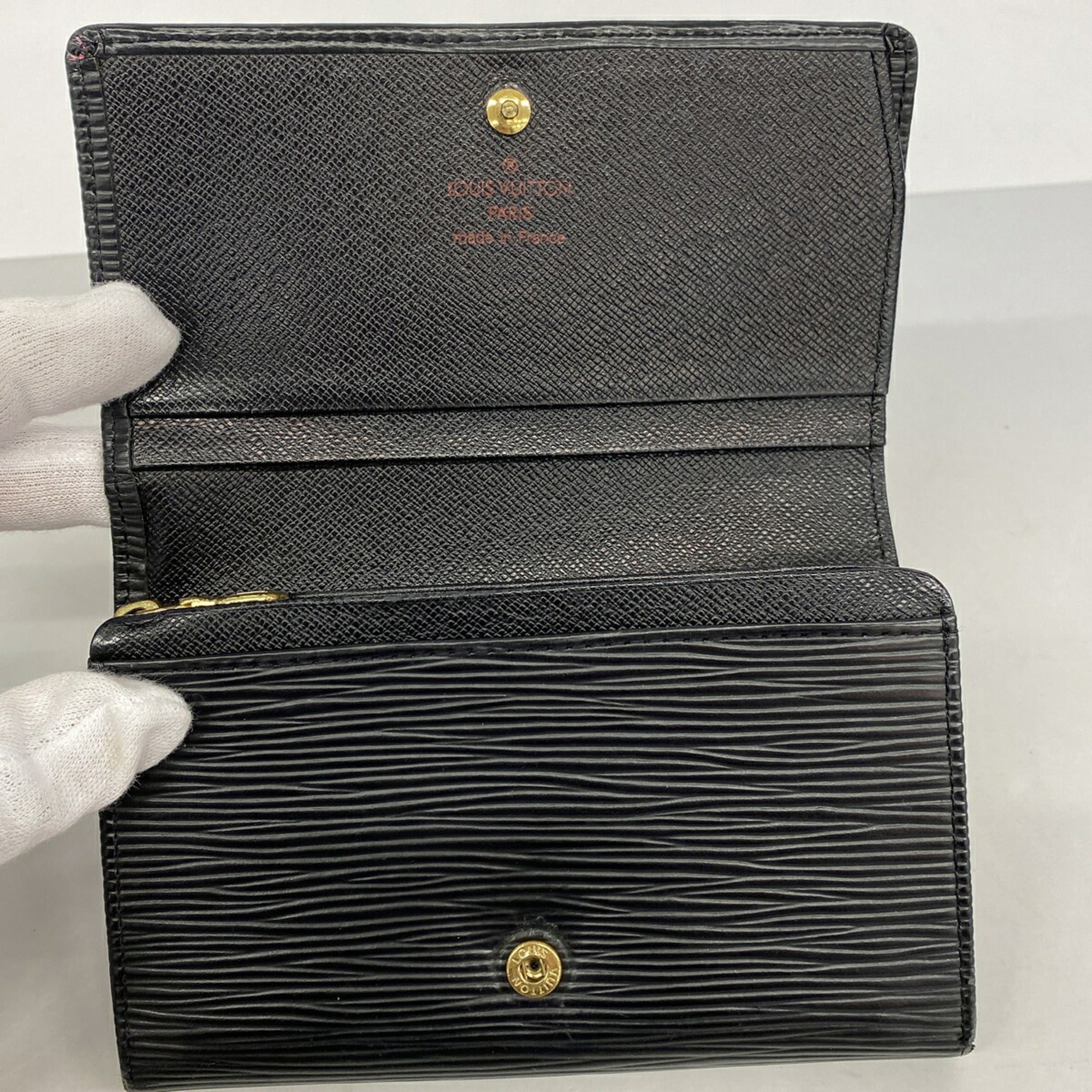 Louis Vuitton Noir Wallet (Bi-Fold) (Pre-Owned)