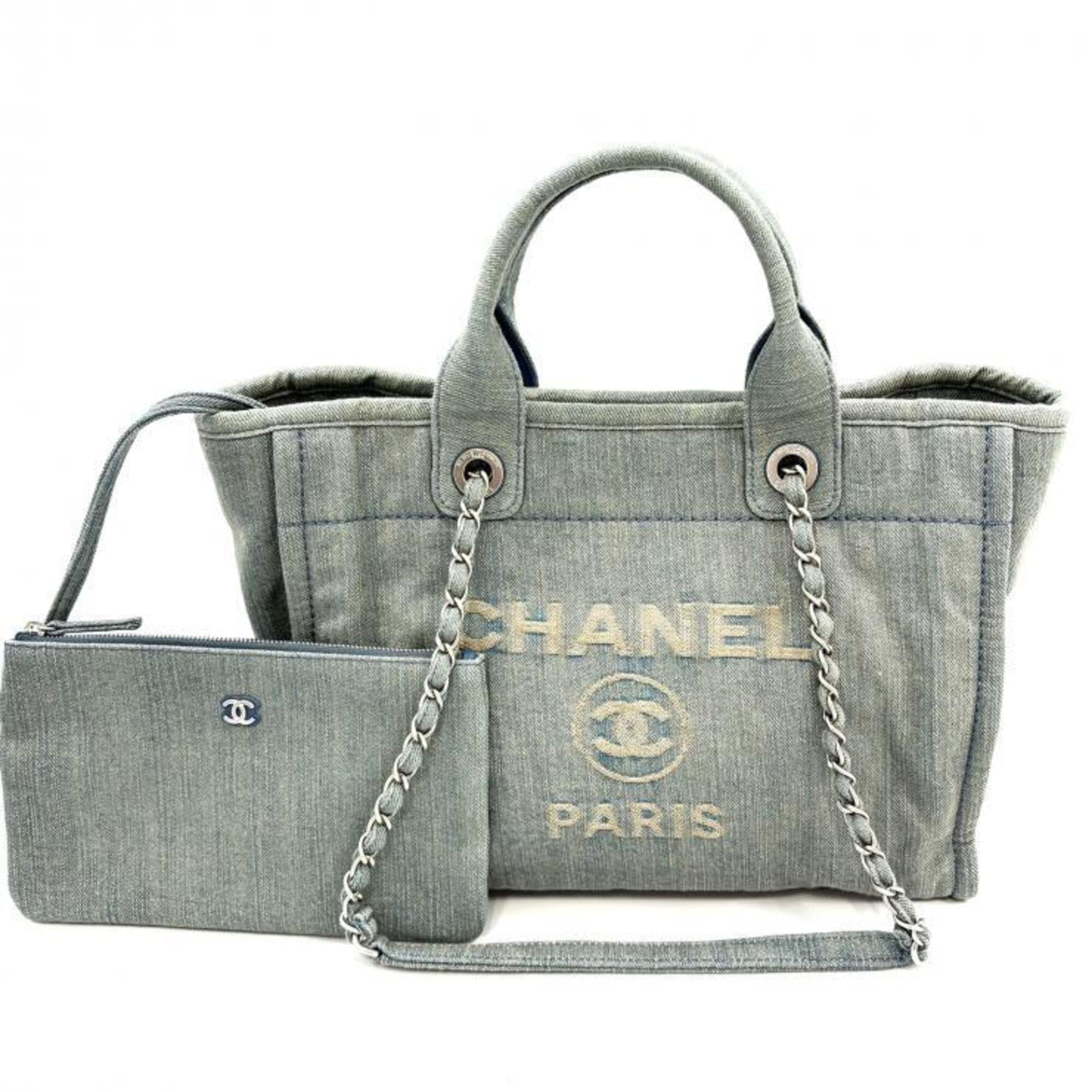 Chanel Light Blue Denim Tote Bag (Pre-Owned)