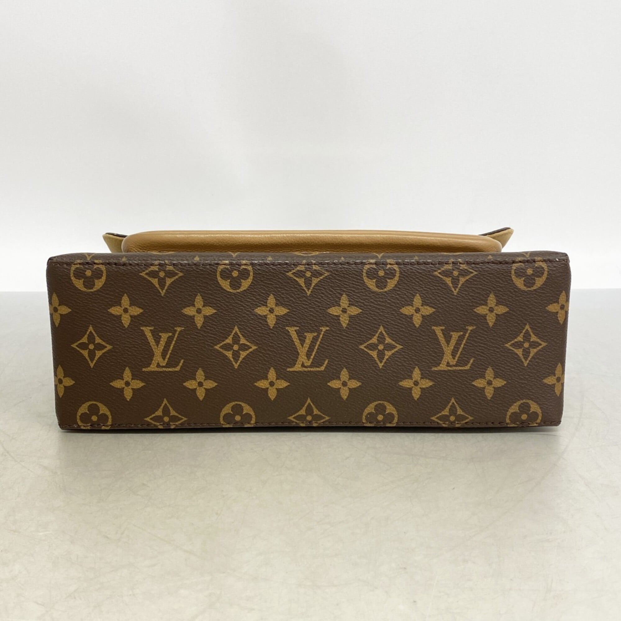Louis Vuitton Brown Handbag (Pre-Owned)