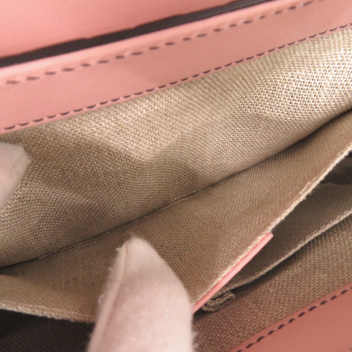 Gucci Pink Leather Shoulder Bag (Pre-Owned)