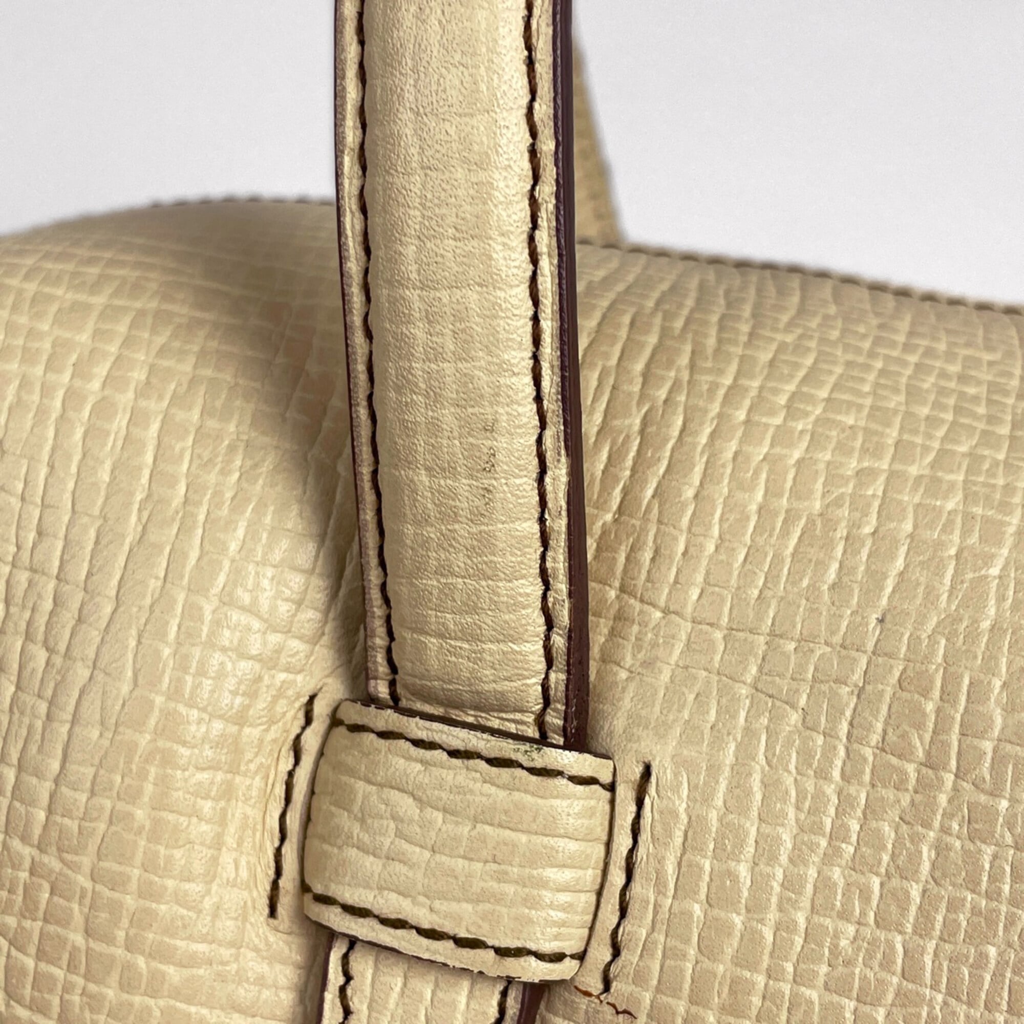 Loewe Light Beige Leather Handbag (Pre-Owned)