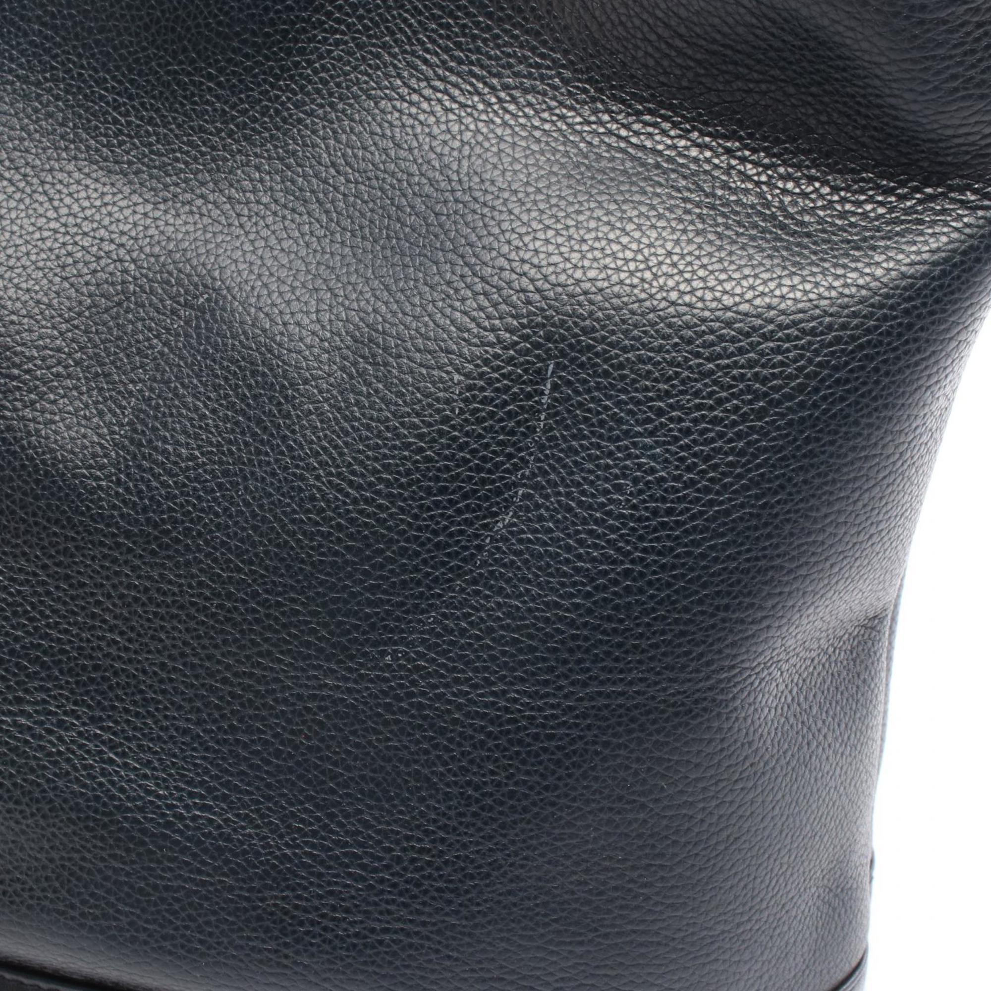 Gucci Navy Leather Shoulder Bag (Pre-Owned)