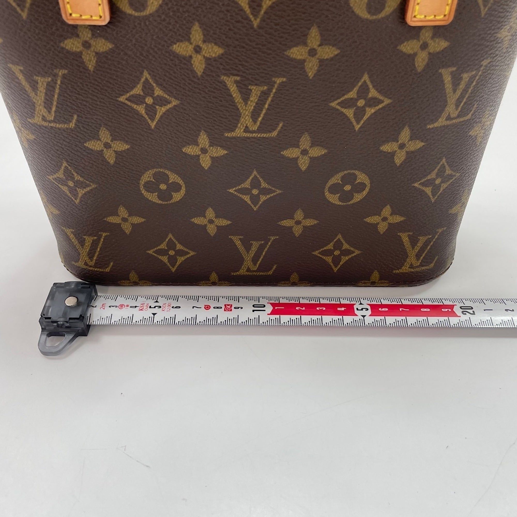 Louis Vuitton Brown Handbag (Pre-Owned)