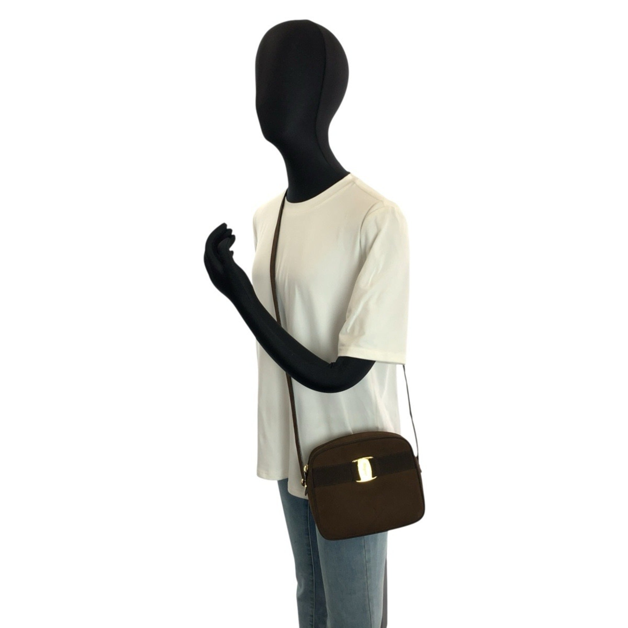 Salvatore Ferragamo Brown Suede Pochette Shoulder Bag (Pre-Owned)