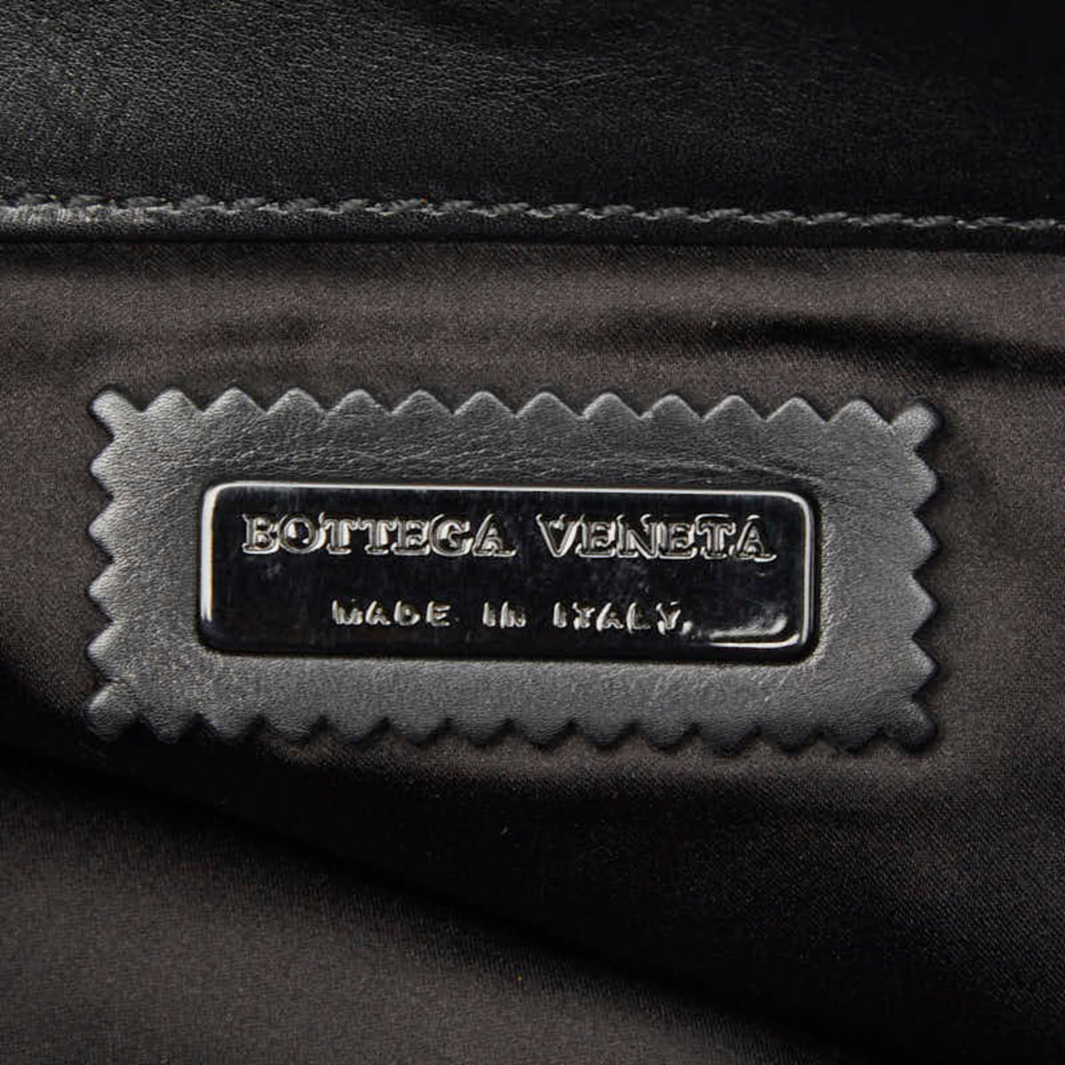 Bottega Veneta Black Leather Clutch Bag (Pre-Owned)