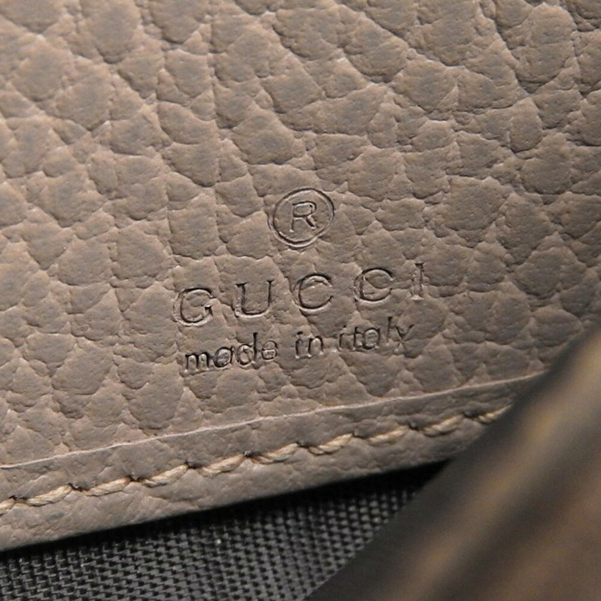 Gucci Beige Leather Coin Purse/Coin Case (Pre-Owned)