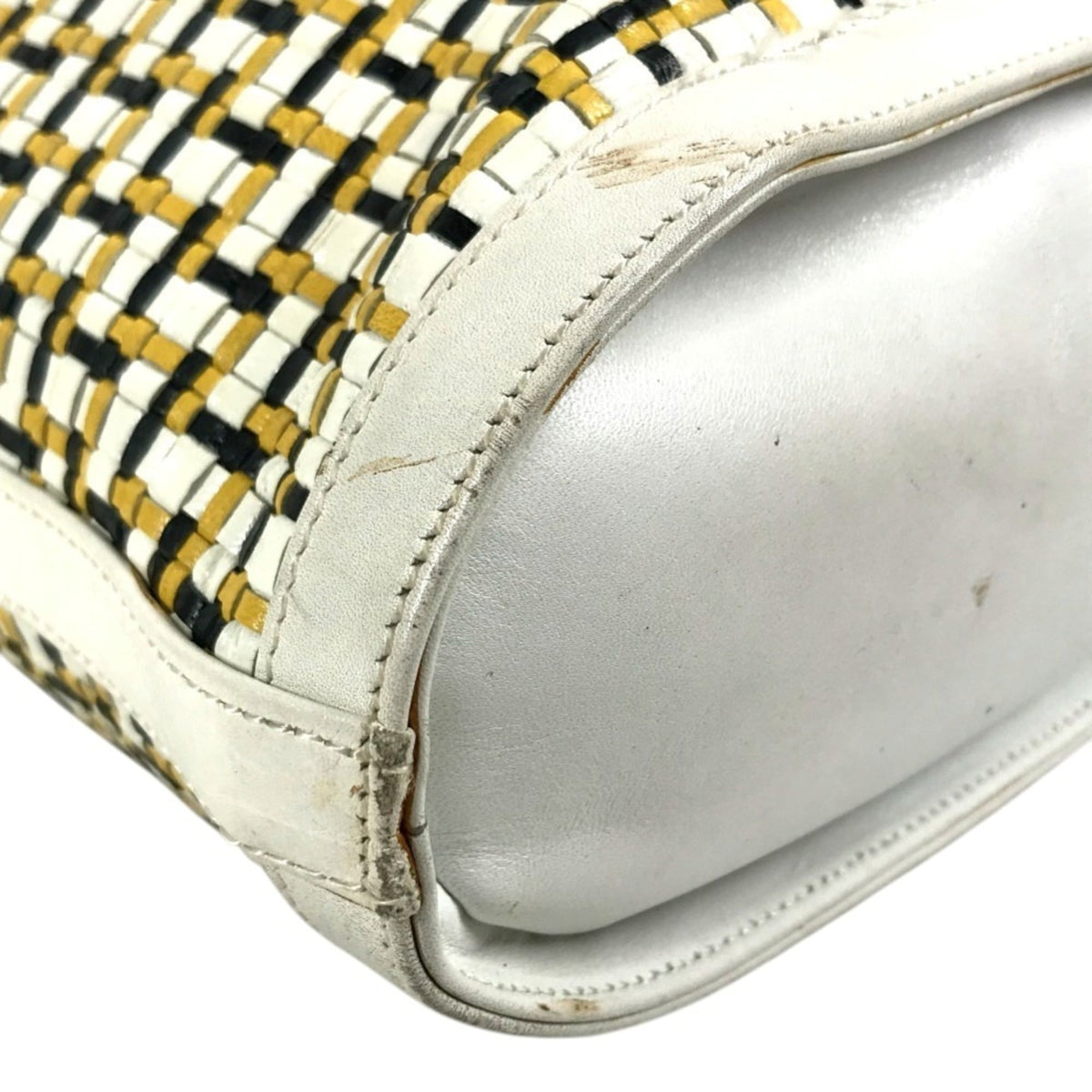 Gucci White Yellow Leather Shoulder Bag (Pre-Owned)
