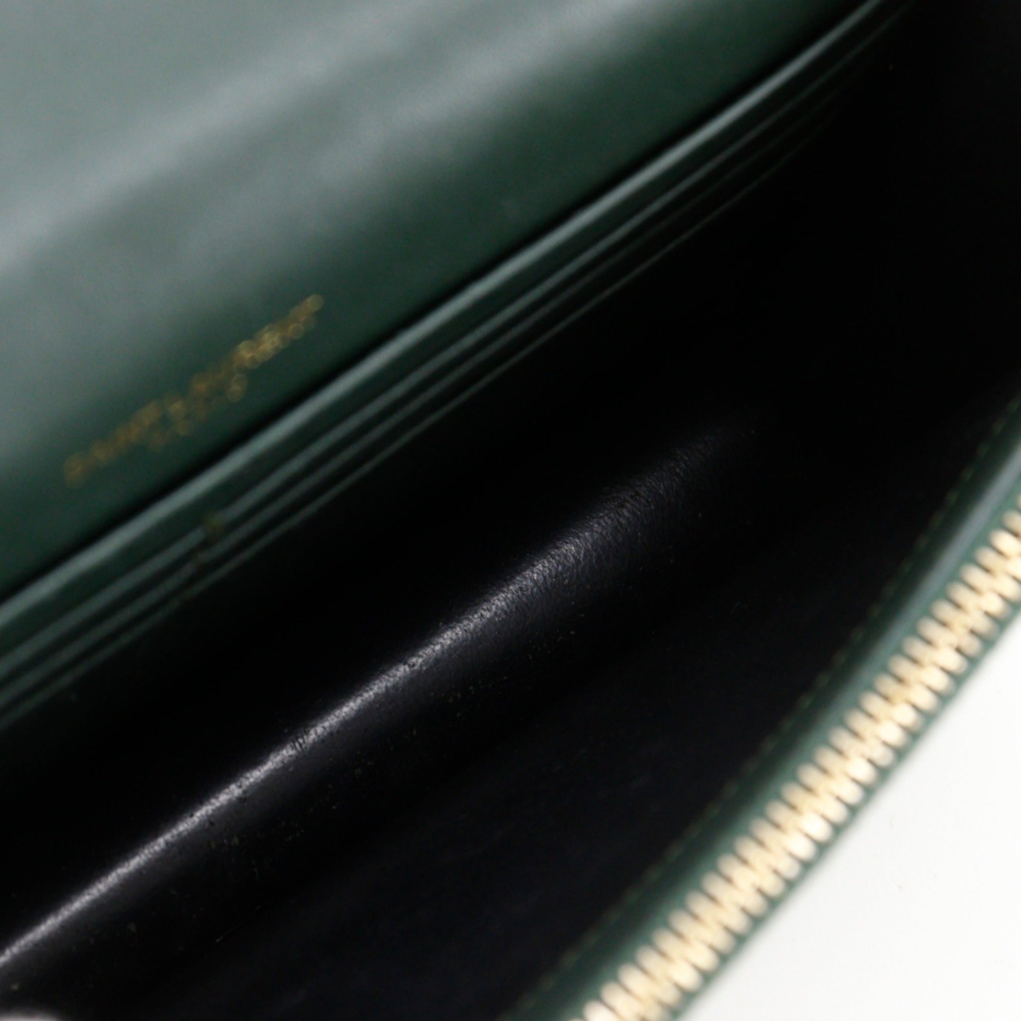 Saint Laurent Green Leather Chain/Shoulder Wallet (Pre-Owned)