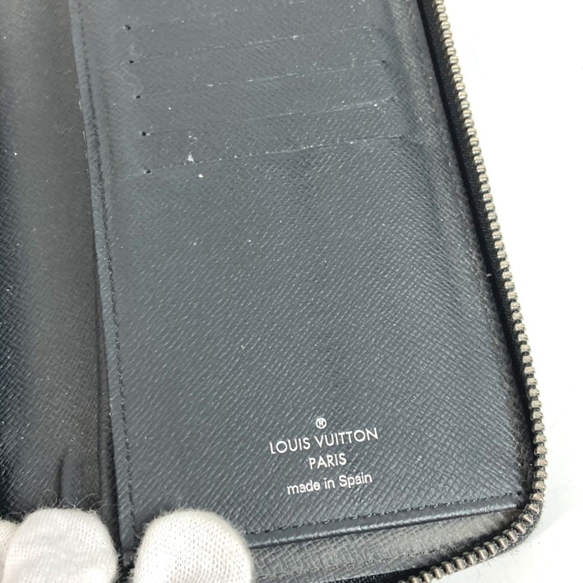 Louis Vuitton Black Monogram Eclipse Long Wallet (Bi-Fold) (Pre-Owned)