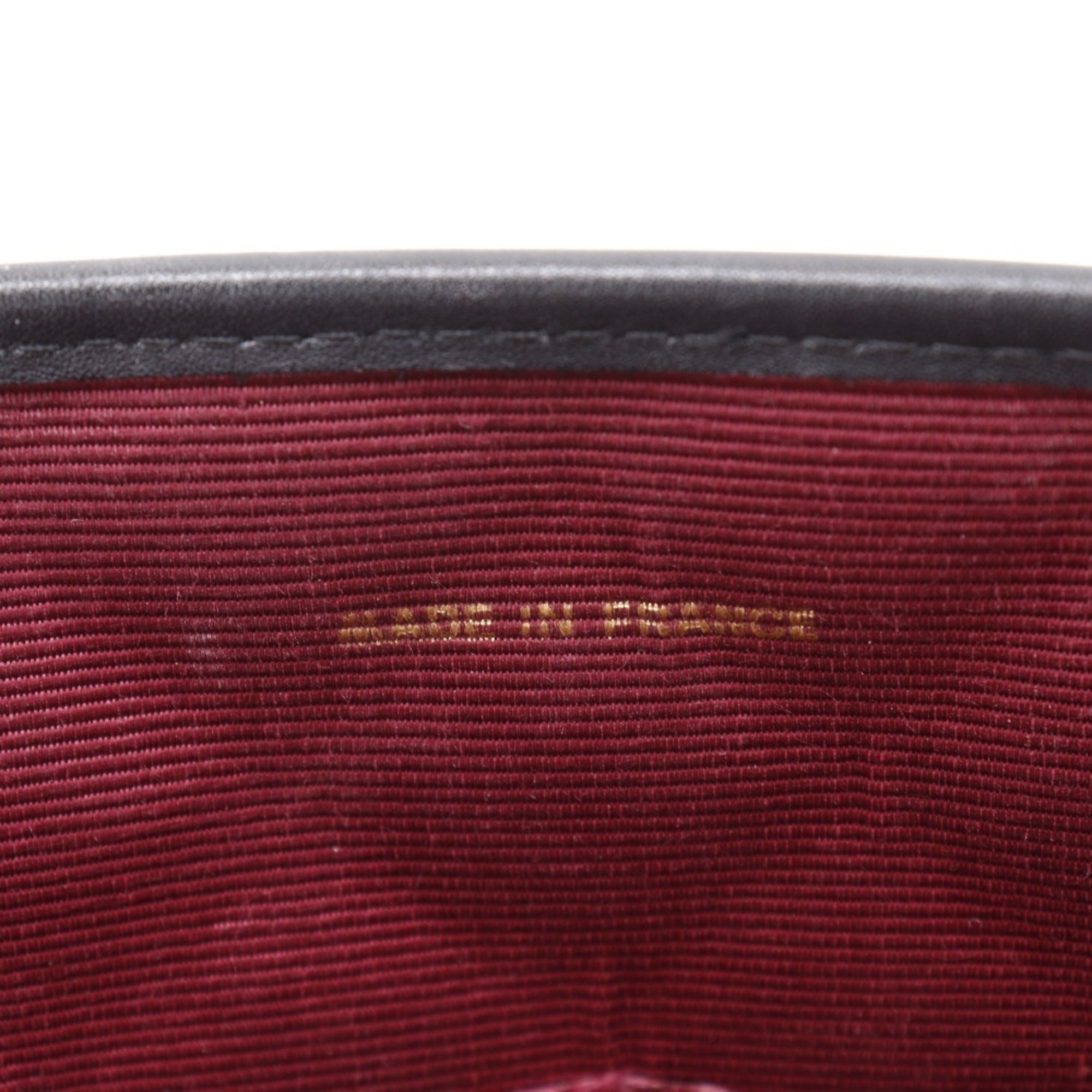 Chanel Black Leather Pochette Shoulder Bag (Pre-Owned)