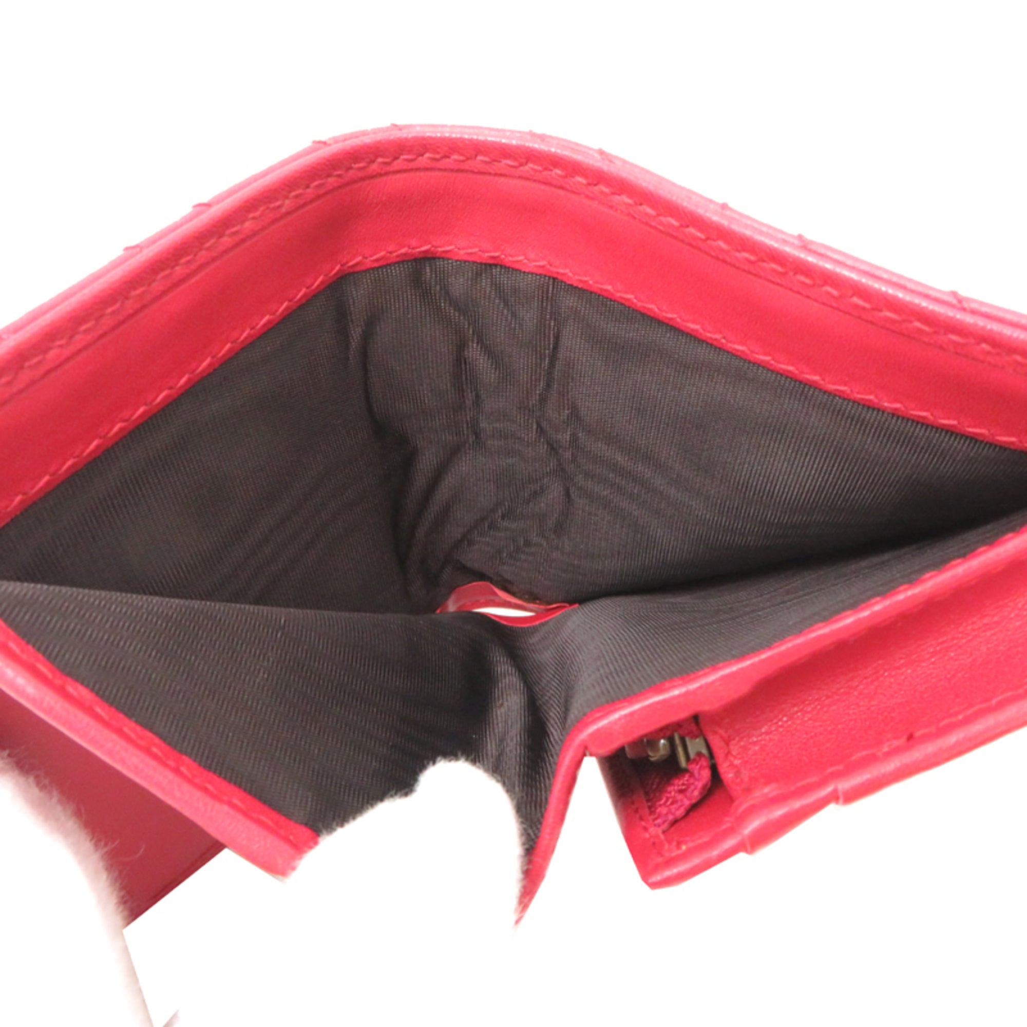 Gucci Red Color Leather Wallet (Bi-Fold) (Pre-Owned)