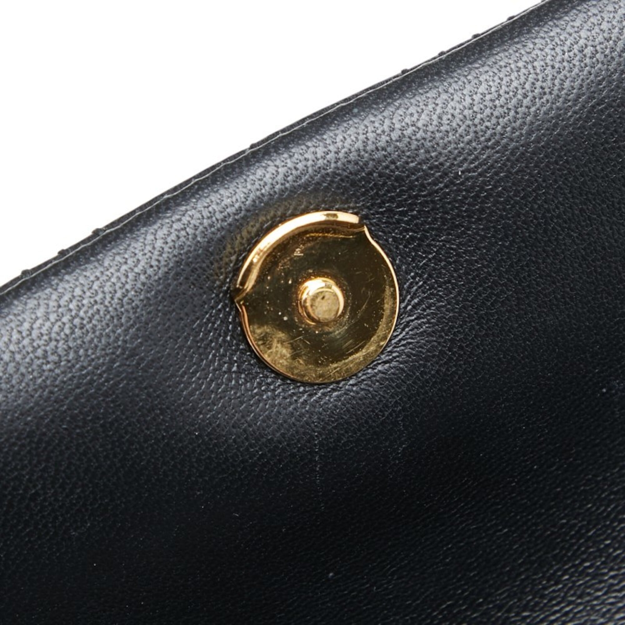 Burberry Black Leather Shoulder Bag (Pre-Owned)