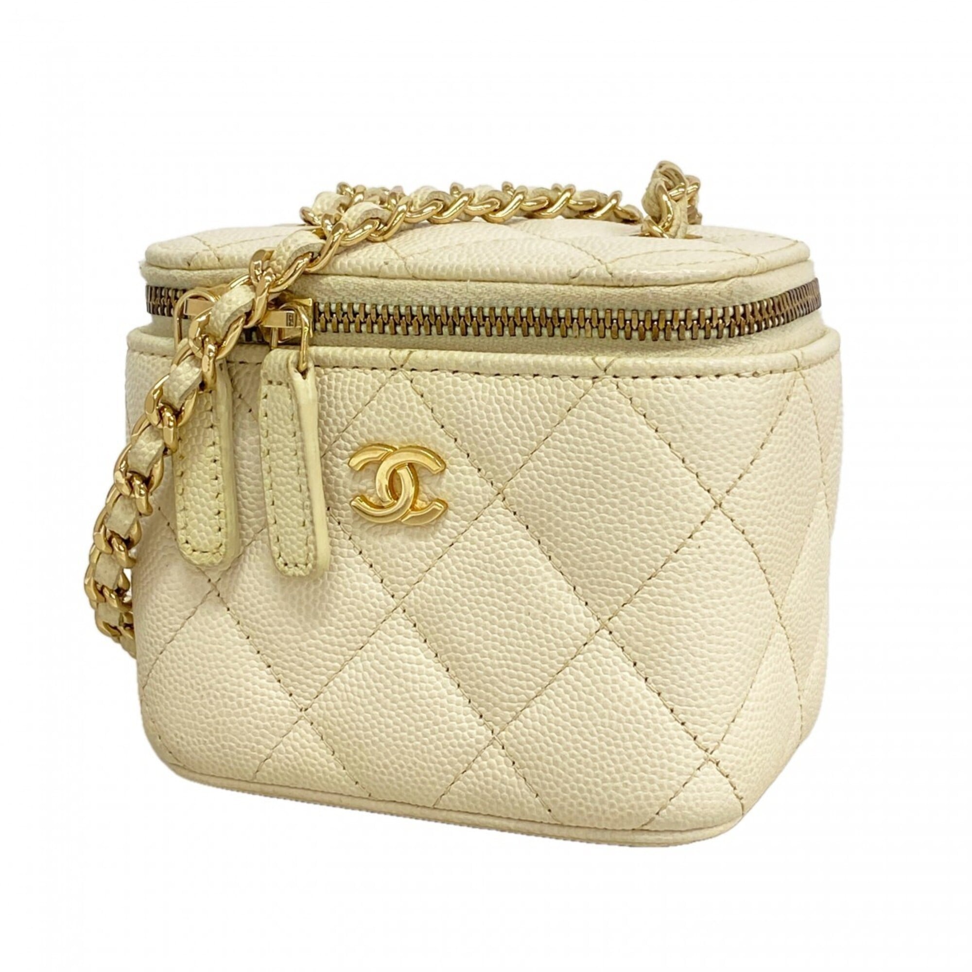 Chanel White Grained Calfskin Shoulder Bag (Pre-Owned)