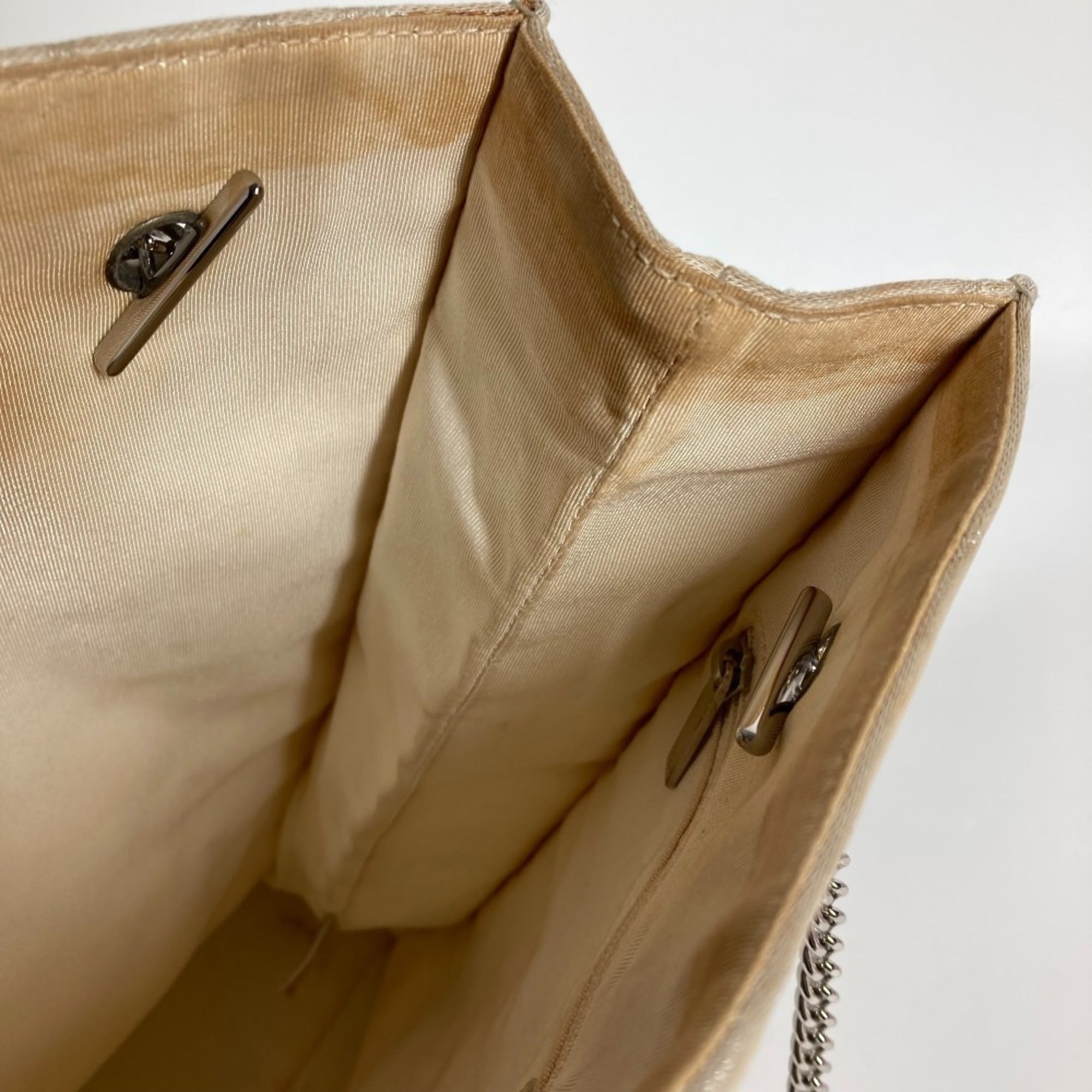 Chanel White Yellow Leather Canvas Shoulder Bag (Pre-Owned)
