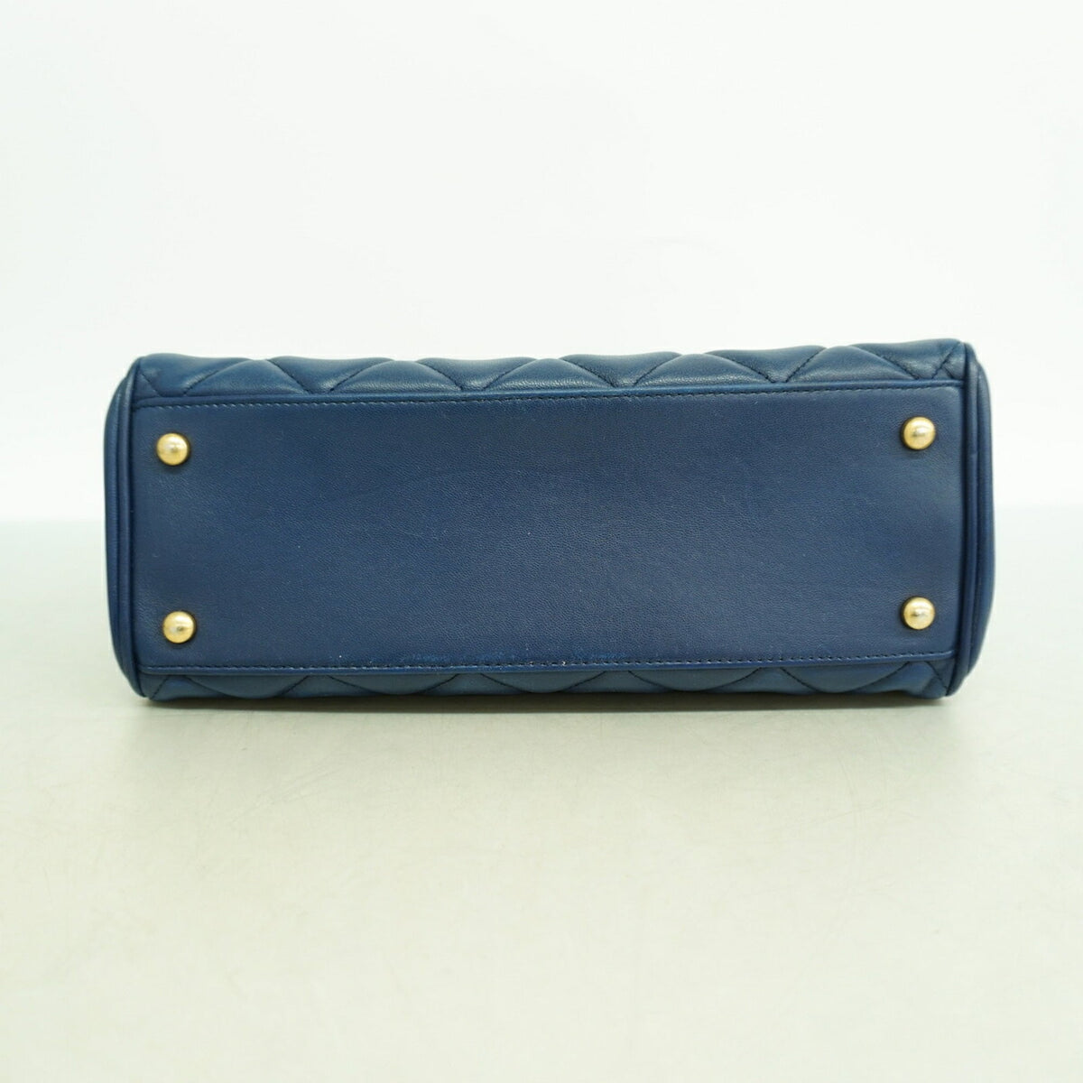 Chanel Blue Leather Shoulder Bag (Pre-Owned)