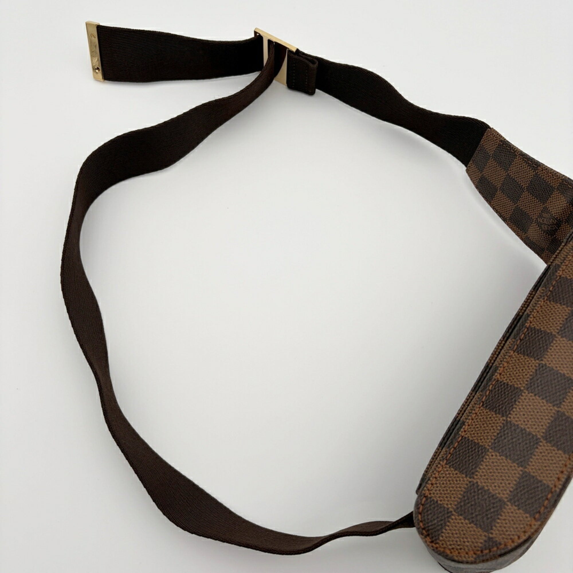 Louis Vuitton Damier Canvas Ebene Pvc Canvas Pouch Sling Bag (Pre-Owned)