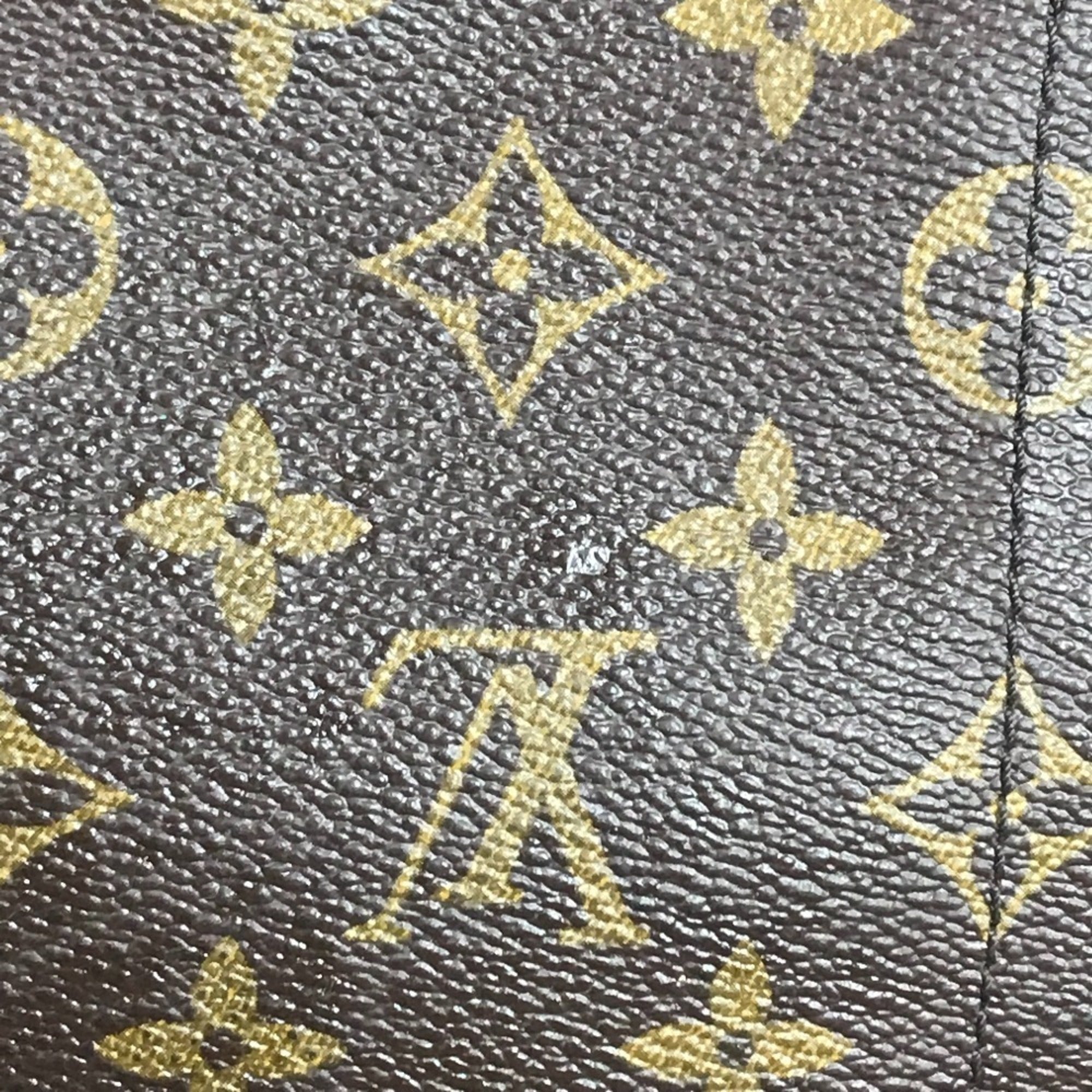 Louis Vuitton Brown Monogram Canvas Shoulder Bag (Pre-Owned)