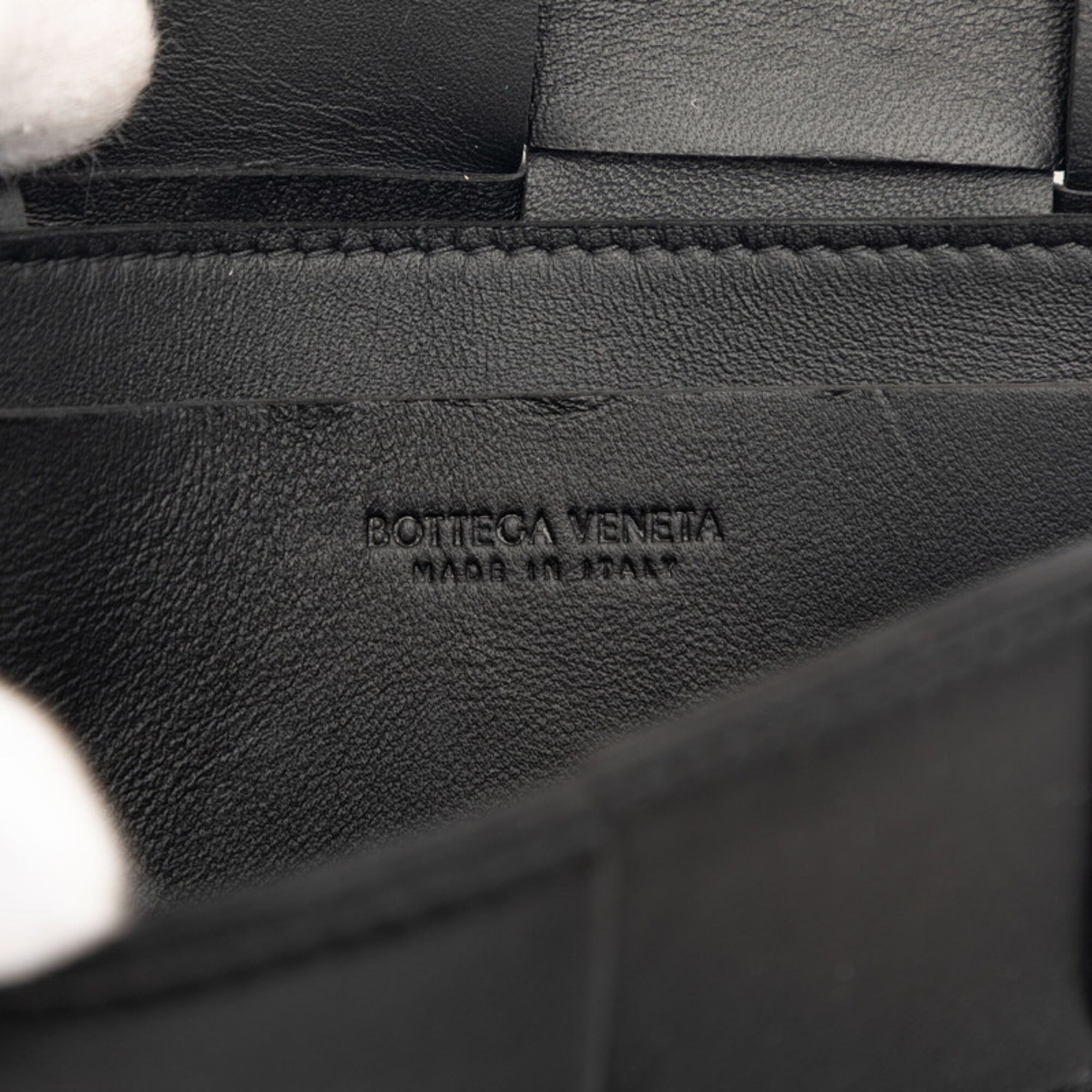Bottega Veneta Black Leather Fanny Pack (Pre-Owned)