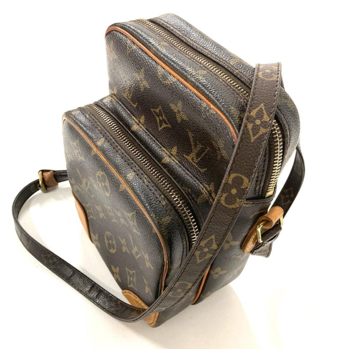 Louis Vuitton Brown Monogram Shoulder Bag (Pre-Owned)
