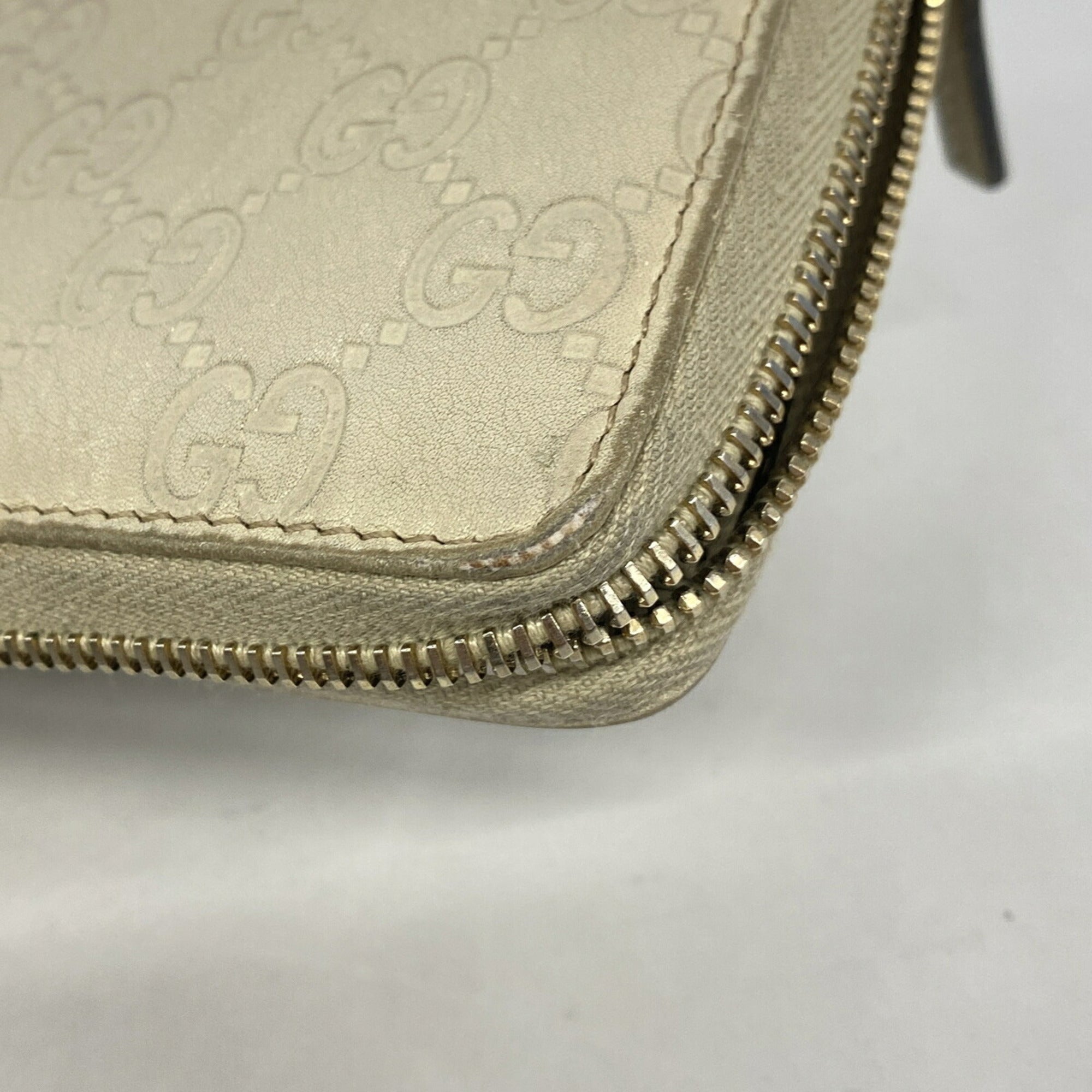 Gucci Beige Leather Long Wallet (Bi-Fold) (Pre-Owned)