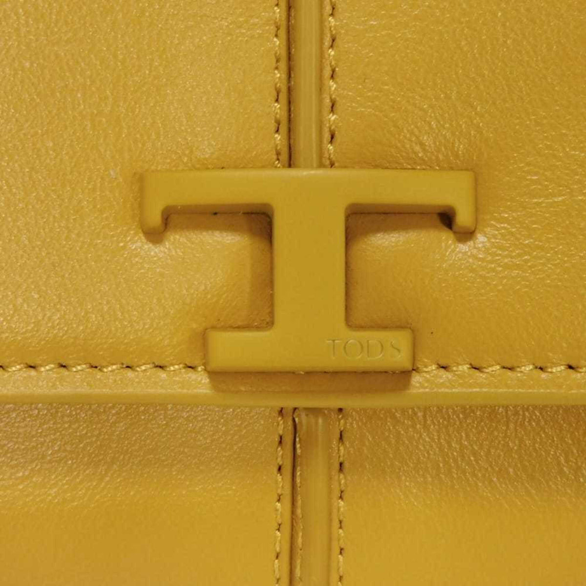 Tod's Mustard Yellow Leather Long Wallet (Bi-Fold) (Pre-Owned)