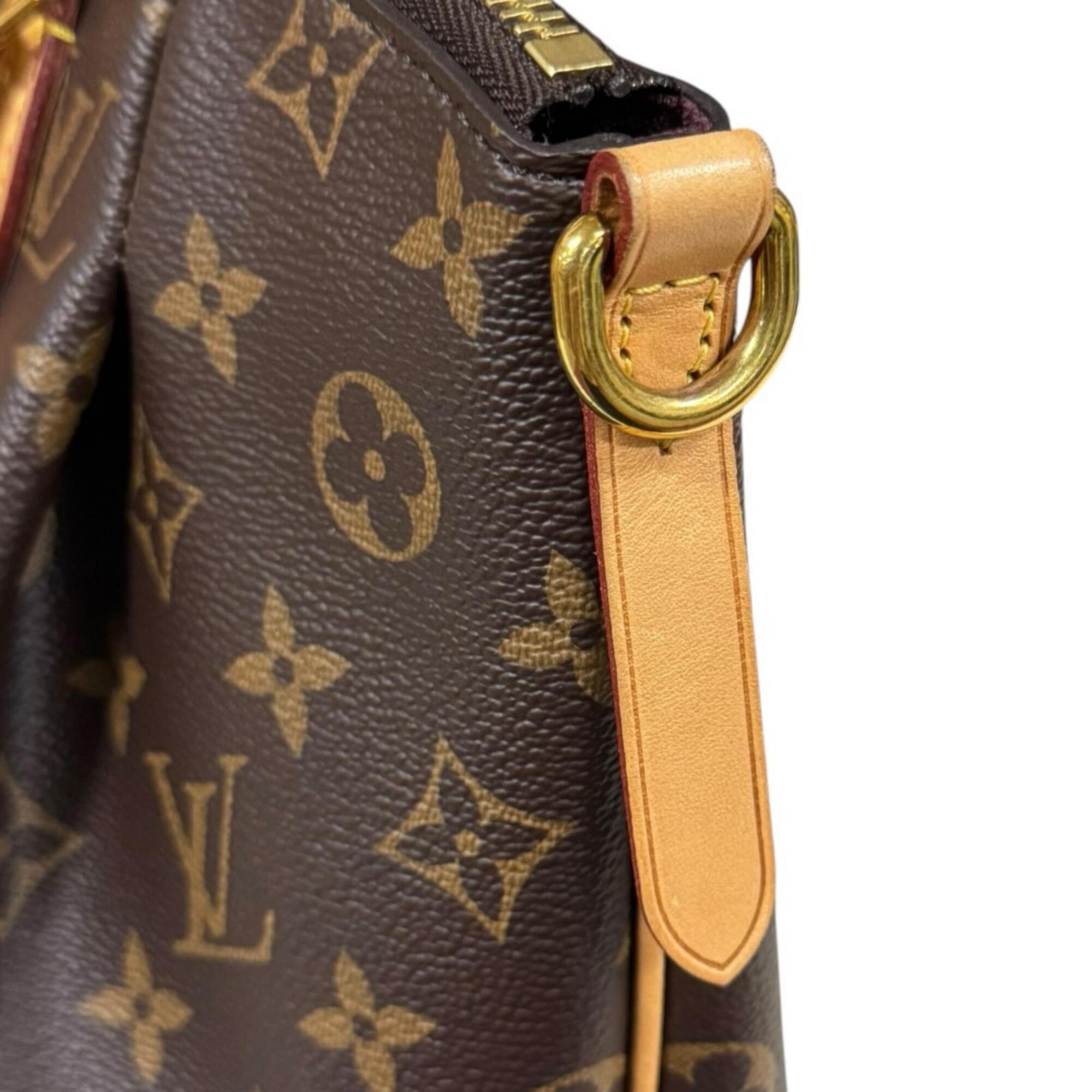 Louis Vuitton Brown Monogram Or Monogram Shoulder Bag (Pre-Owned)