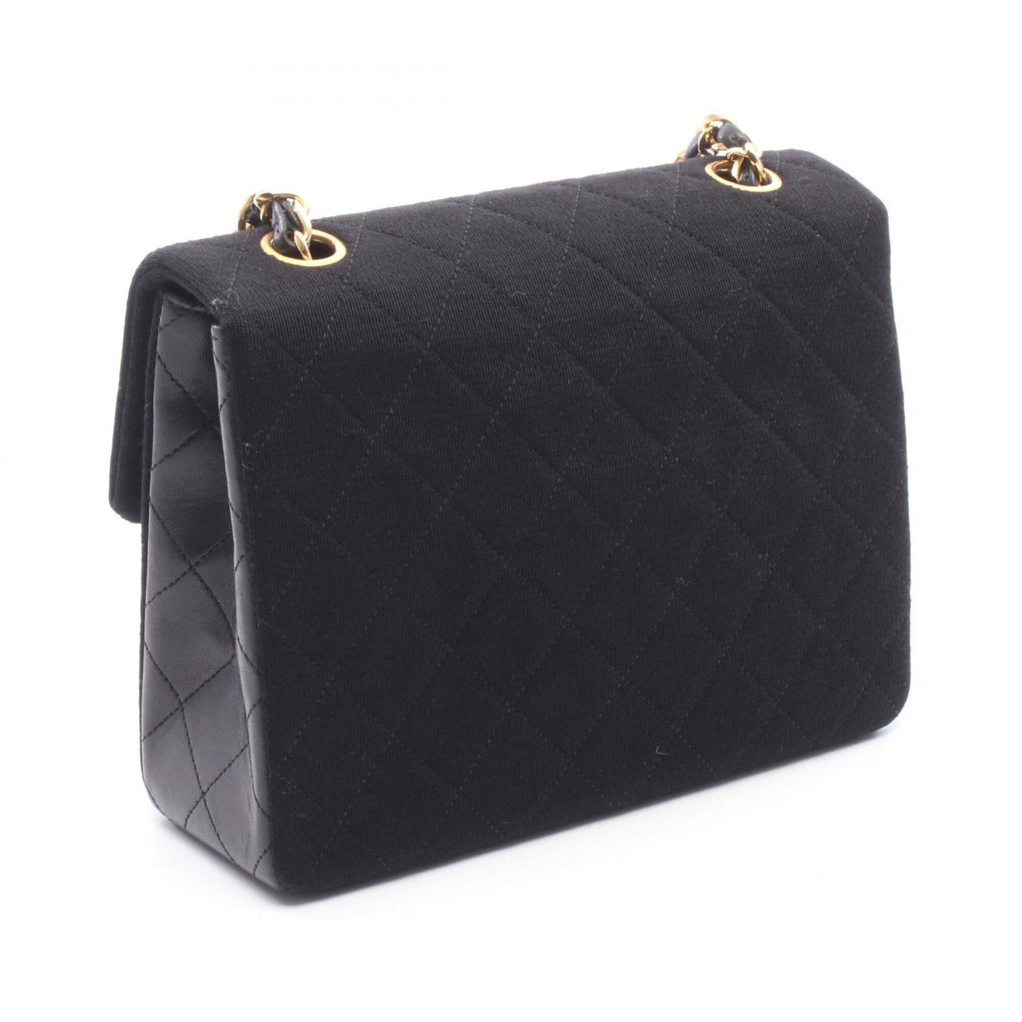 Chanel Black Leather Handbag Shoulder Bag (Pre-Owned)