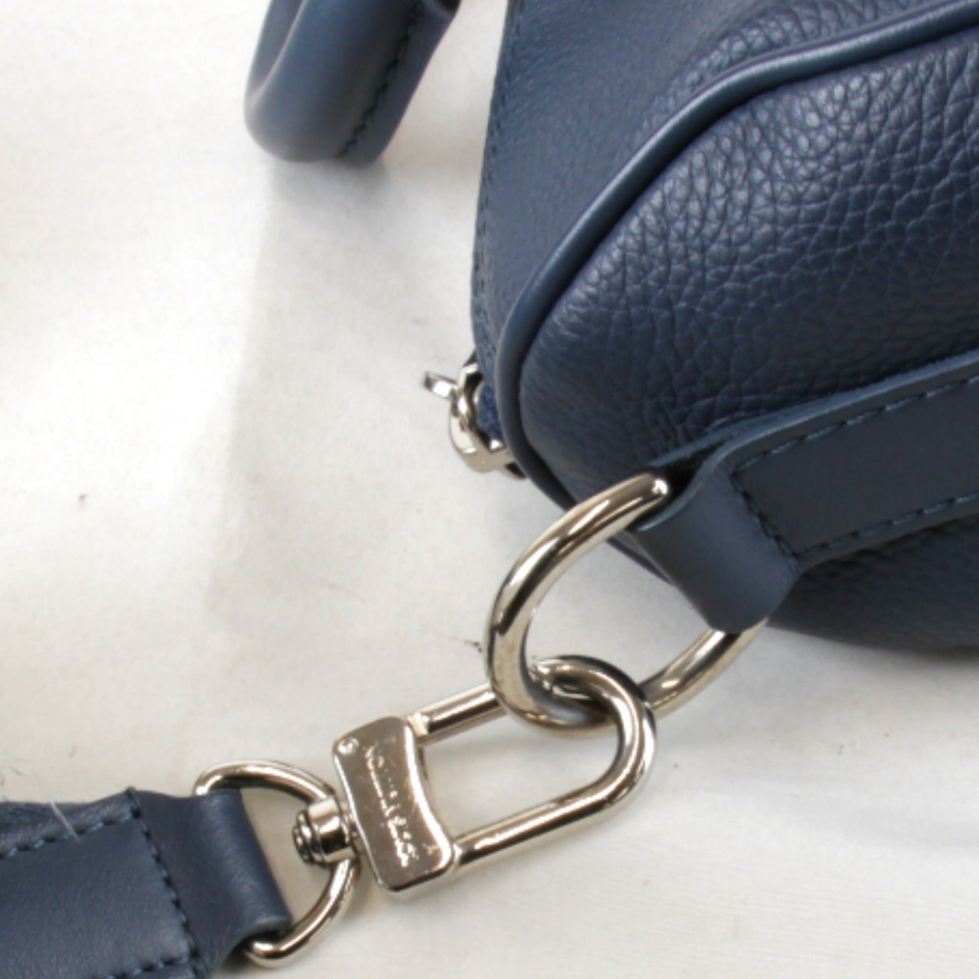 Louis Vuitton Blue Leather Handbag Shoulder Bag (Pre-Owned)