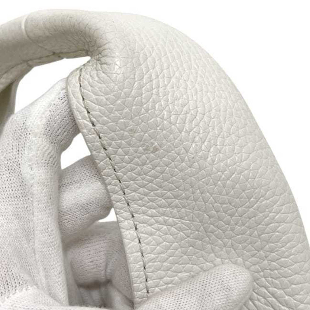 Marc Jacobs White Leather Handbag (Pre-Owned)