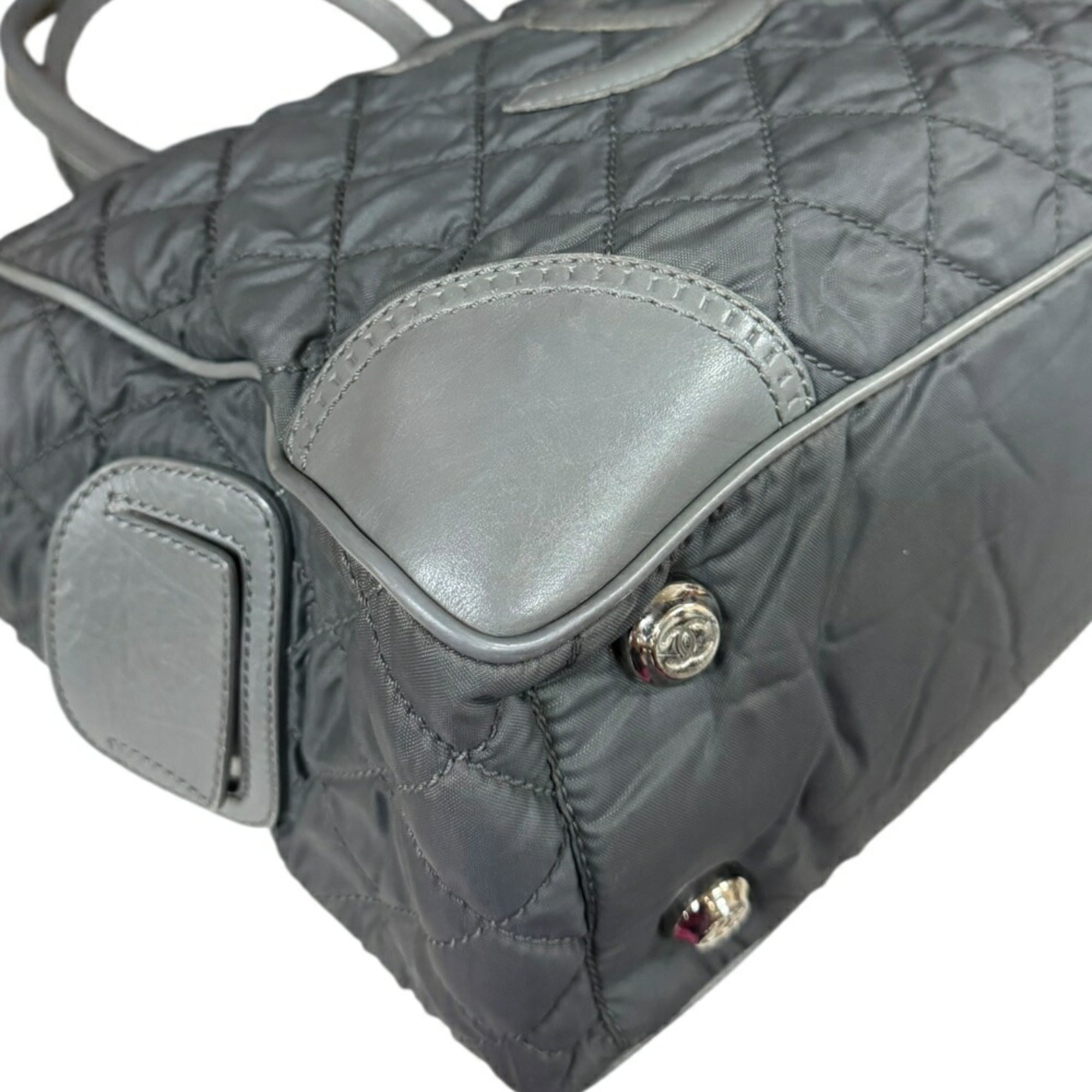 Chanel Gray Nylon Leather Tote Bag (Pre-Owned)