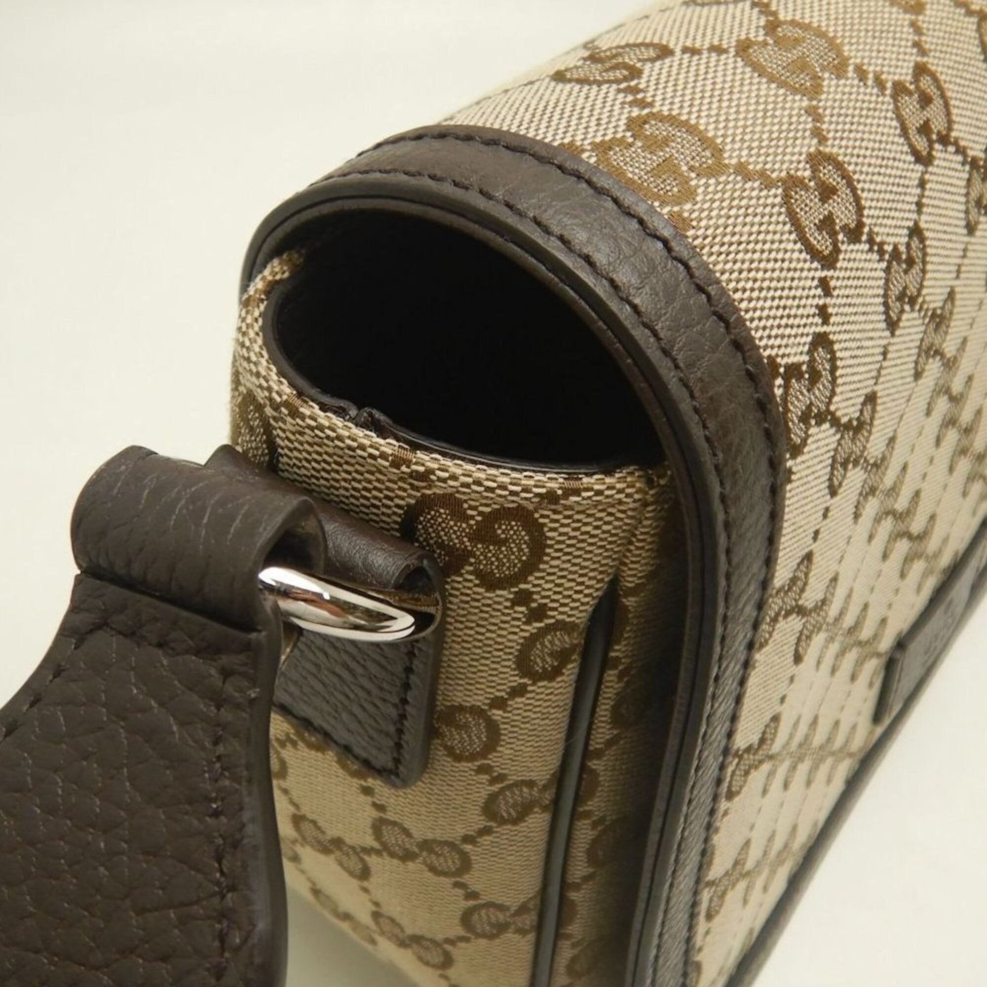 Gucci Gg Canvas Beige Dark Brown Gg Canvas Leather Messenger Bag Shoulder Bag (Pre-Owned)