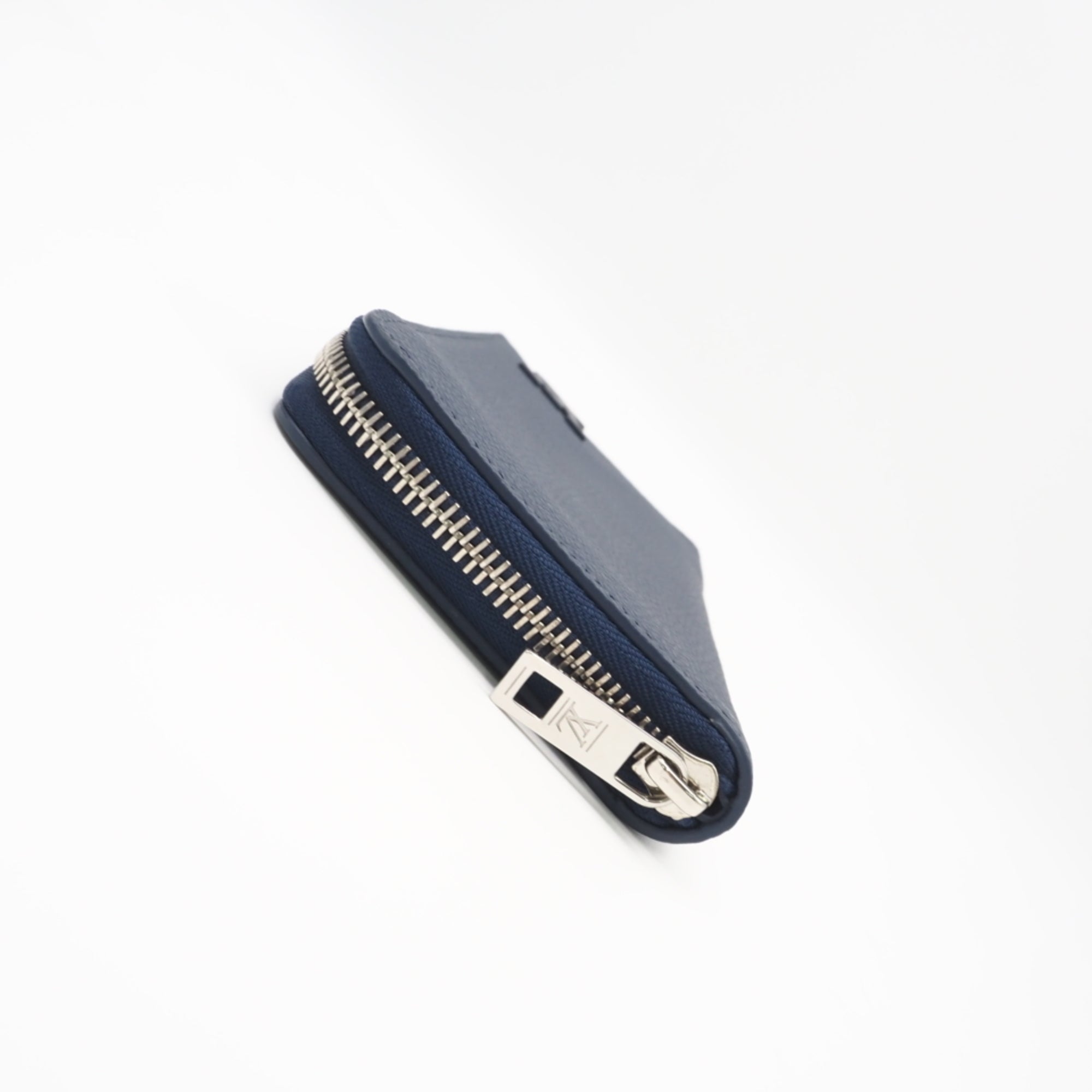 Louis Vuitton Navy Leather Long Wallet (Bi-Fold) (Pre-Owned)