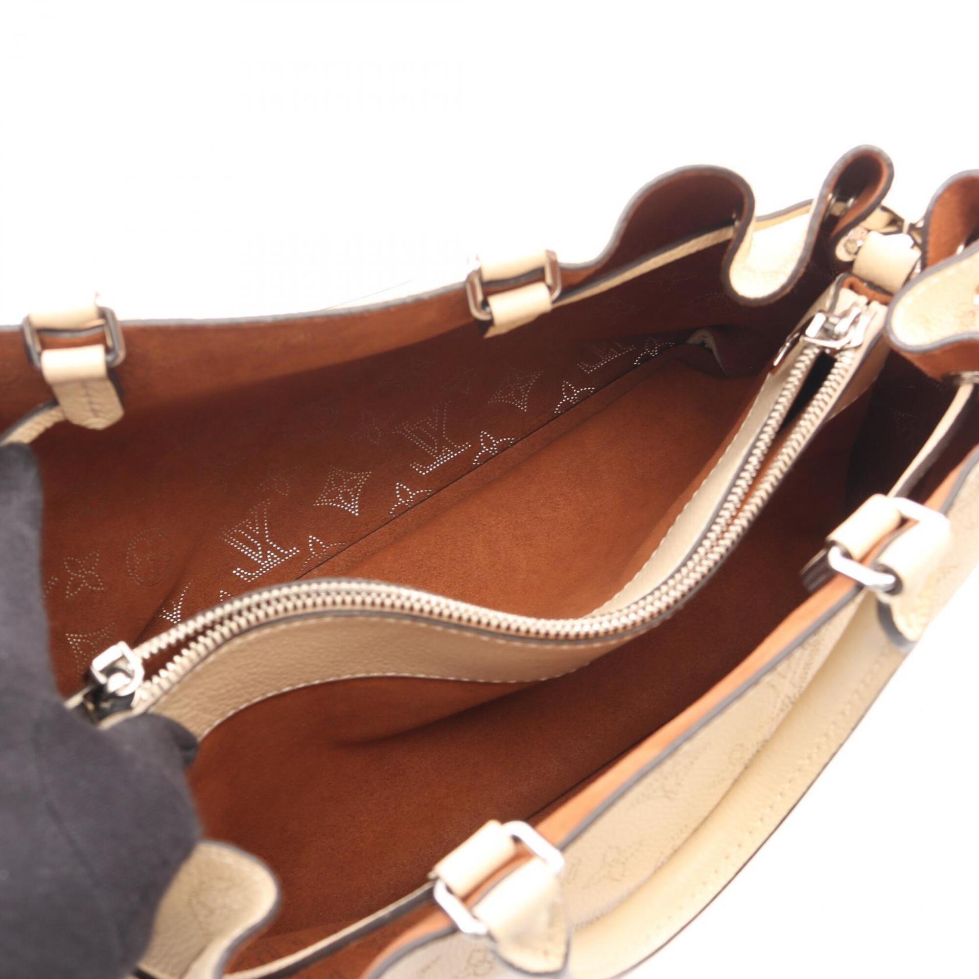 Louis Vuitton Beige Mahina Leather Handbag (Pre-Owned)