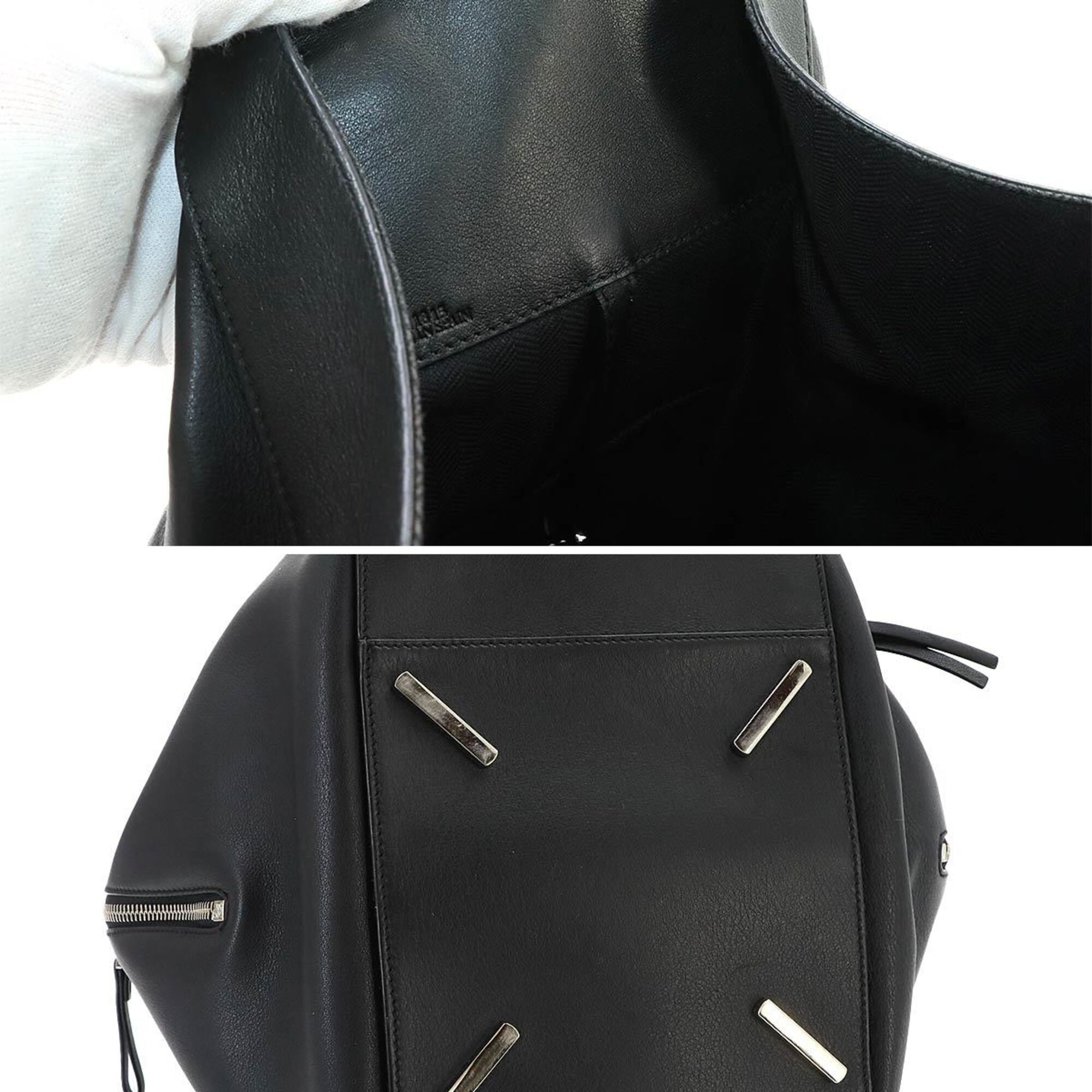 Loewe Black Leather Handbag (Pre-Owned)