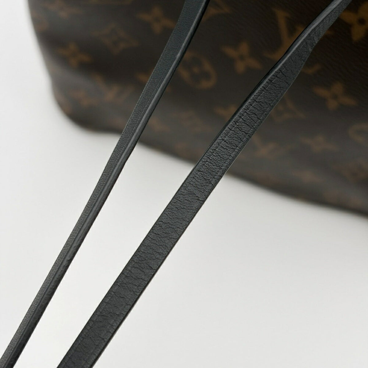 Louis Vuitton Monogram Noir Monogram Canvas Leather Shoulder Bag (Pre-Owned)