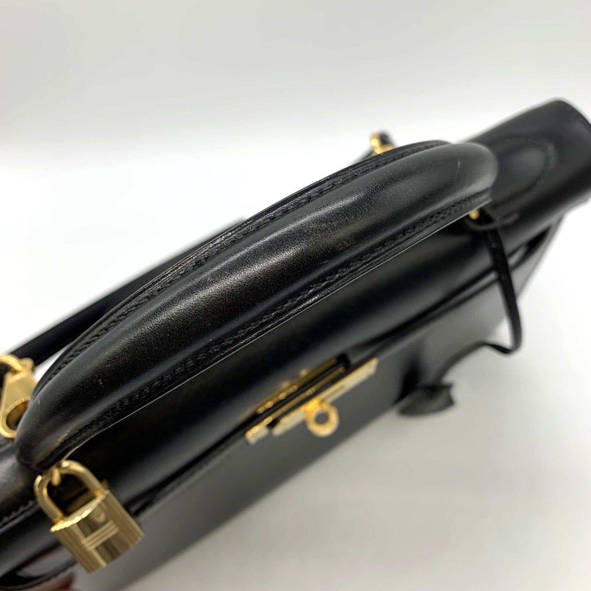 Hermes Kelly Black Box Calf Leather Handbag (Pre-Owned)
