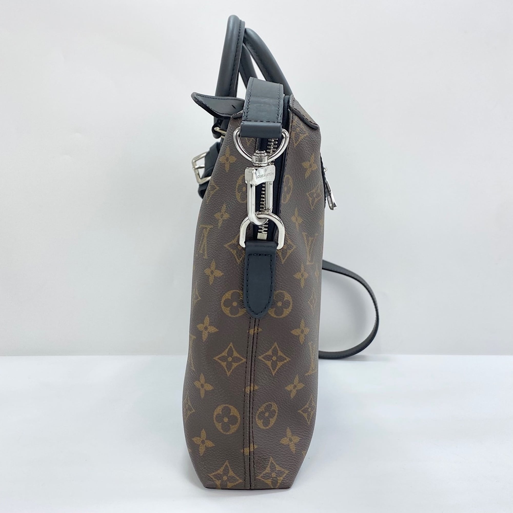 Louis Vuitton Brown Clear Handbag (Pre-Owned)