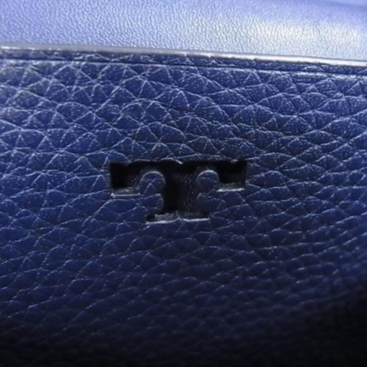 Tory Burch Ivory Navy Leather Shoulder Bag (Pre-Owned)