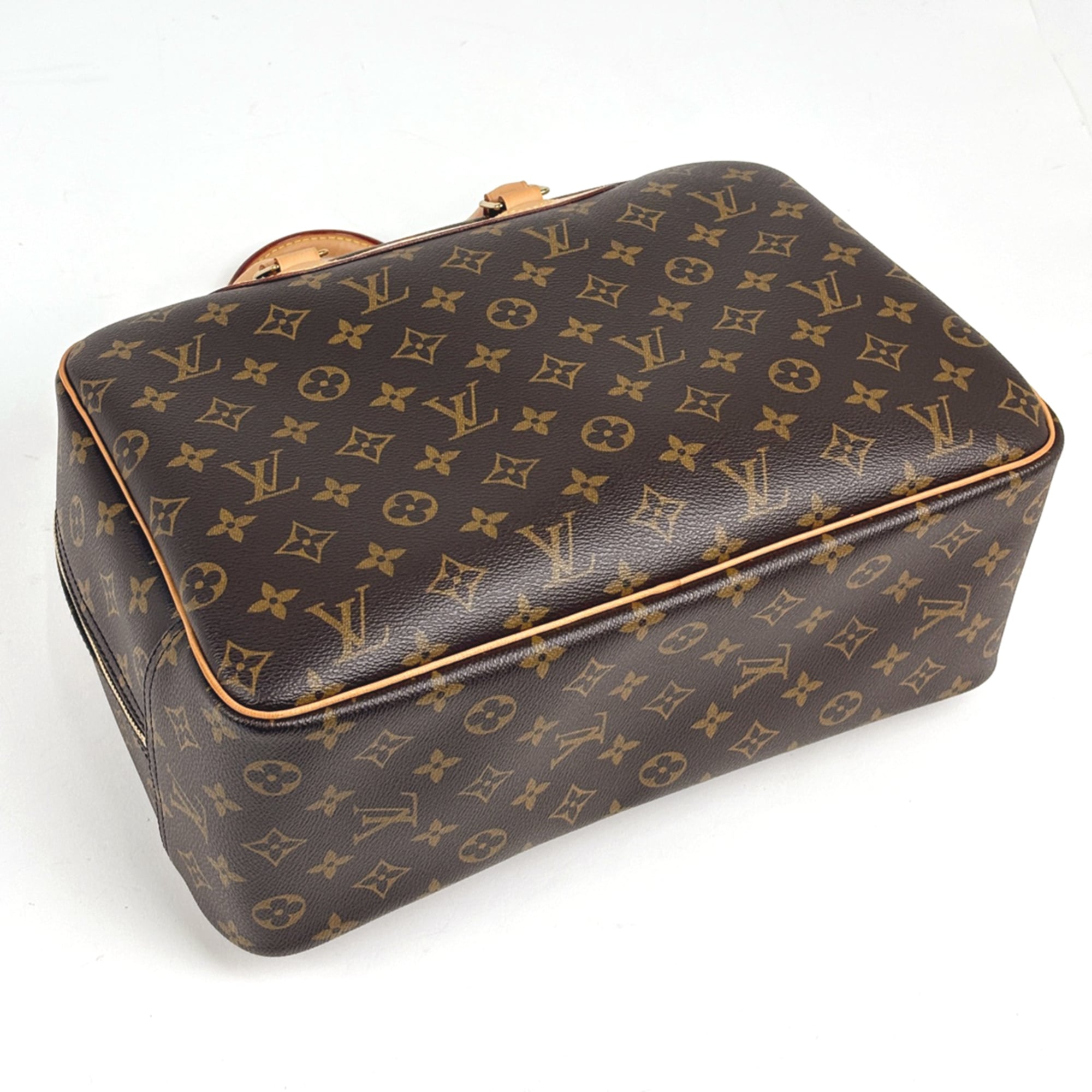 Louis Vuitton Brown Monogram Handbag (Pre-Owned)