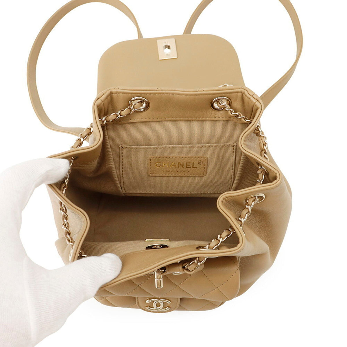 Chanel Matelasse Beige Leather Backpack (Pre-Owned)