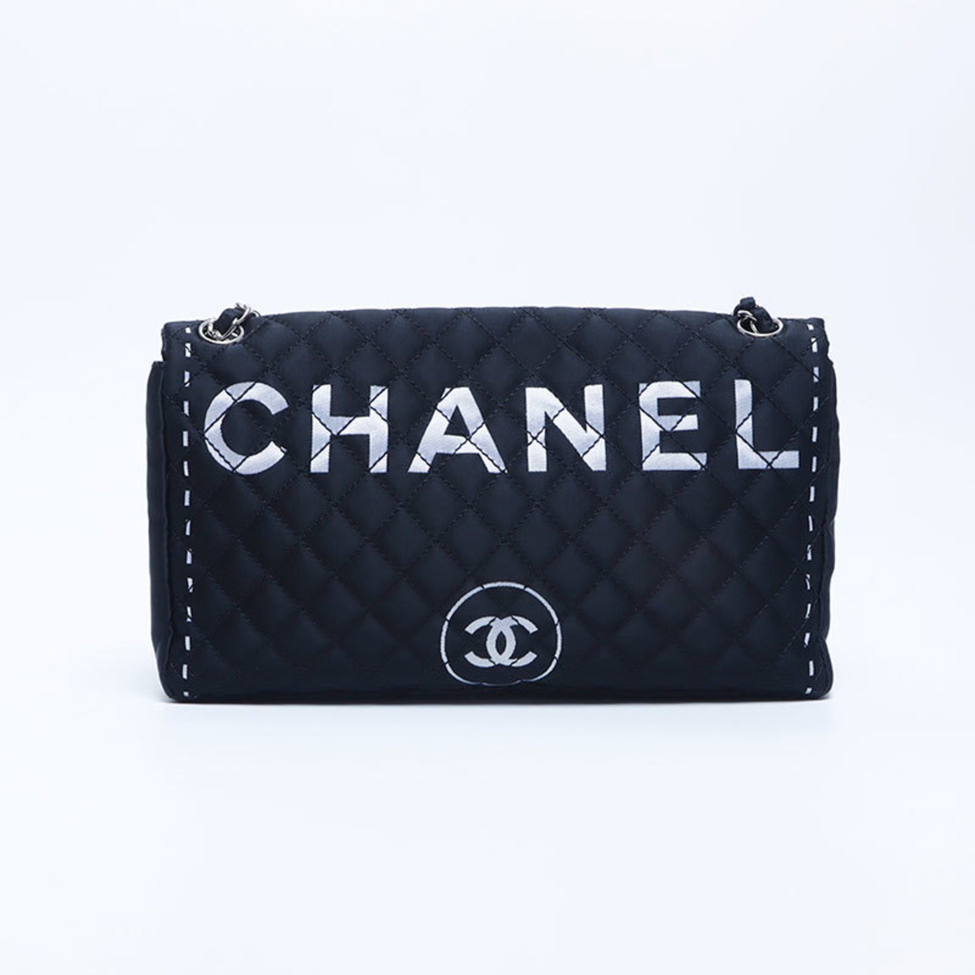 Chanel Black Shoulder Bag (Pre-Owned)