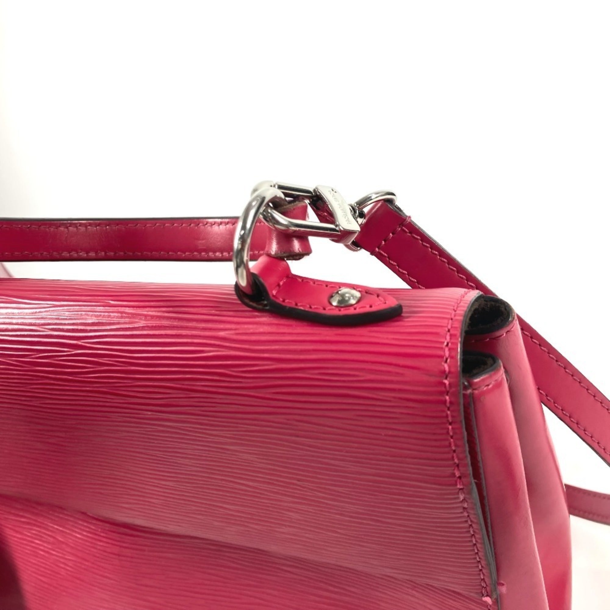 Louis Vuitton Epi Hot Pink Epi Leather Handbag Shoulder Bag (Pre-Owned)