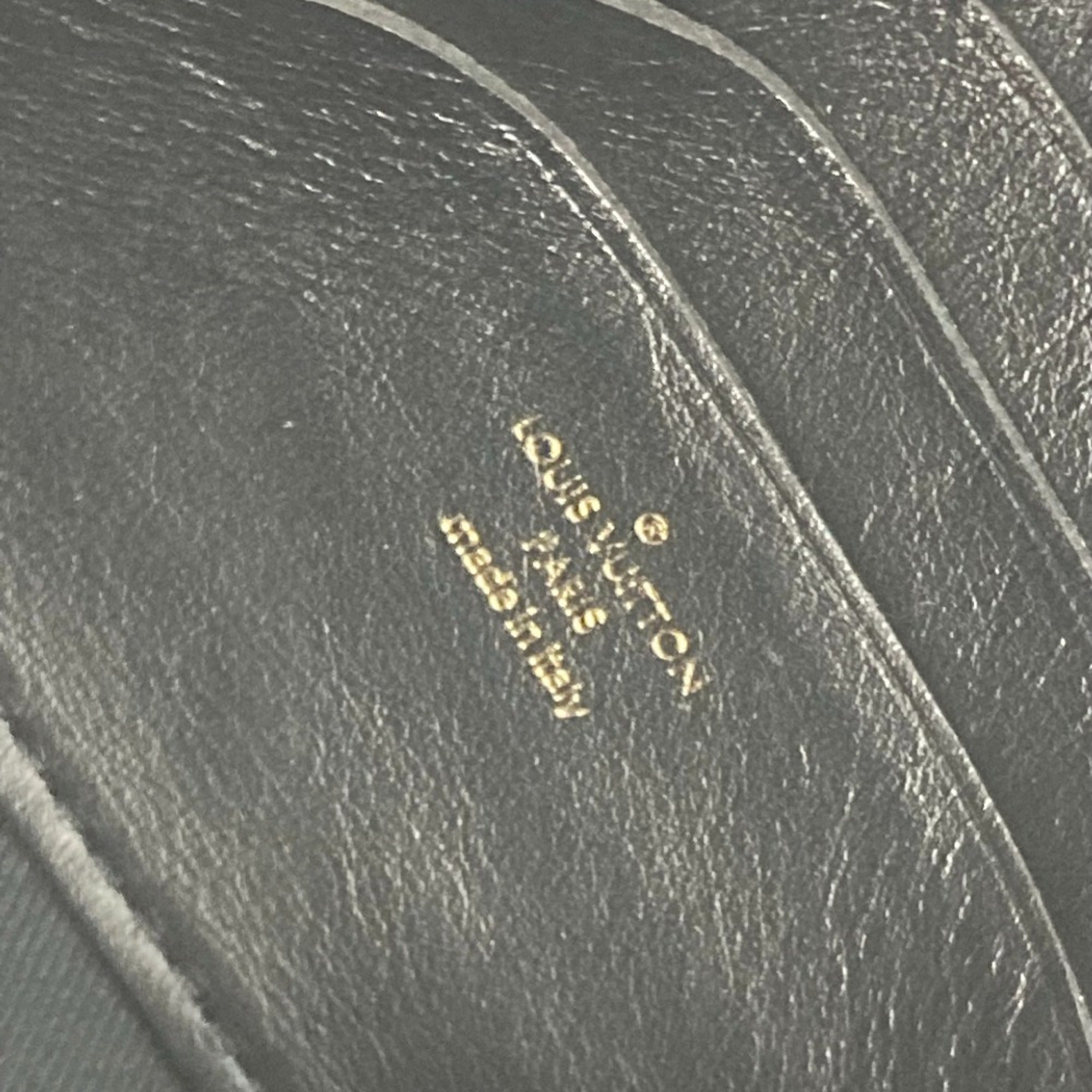 Louis Vuitton Monogram Black Monogram Leather Clutch Bag Shoulder Bag (Pre-Owned)