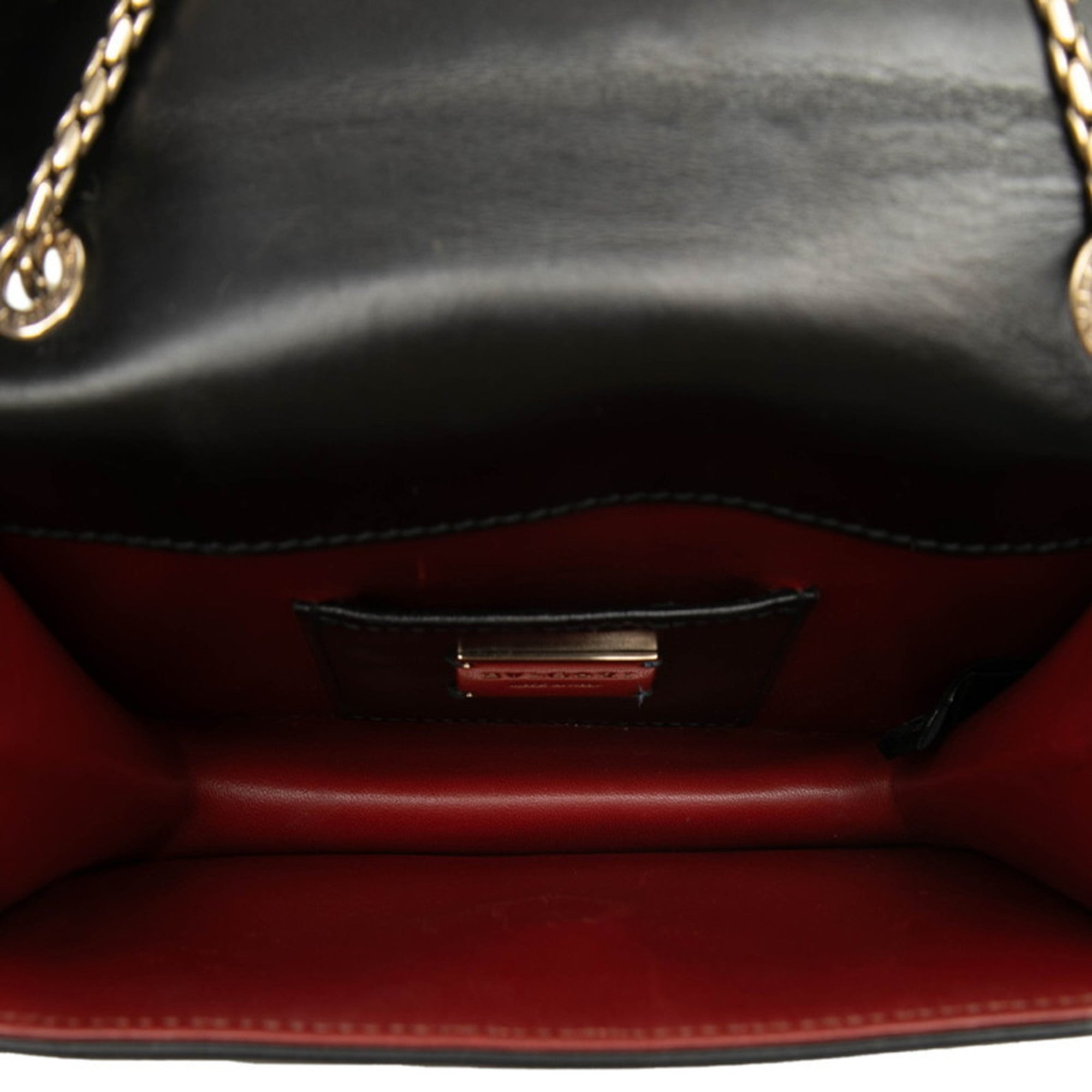 Bvlgari Black Leather Shoulder Bag (Pre-Owned)