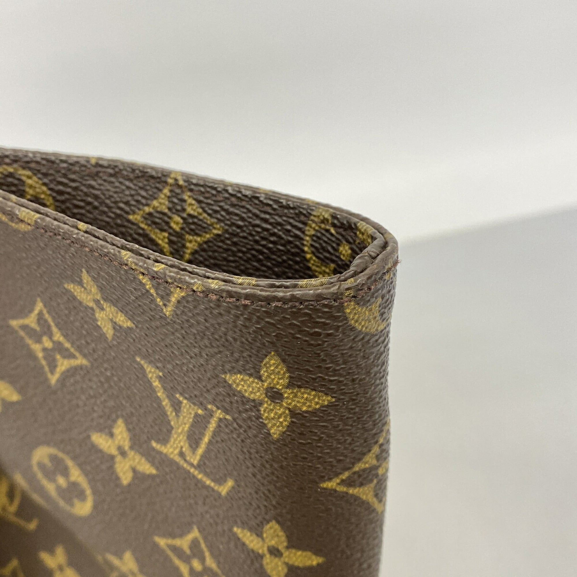 Louis Vuitton Brown Tote Bag (Pre-Owned)