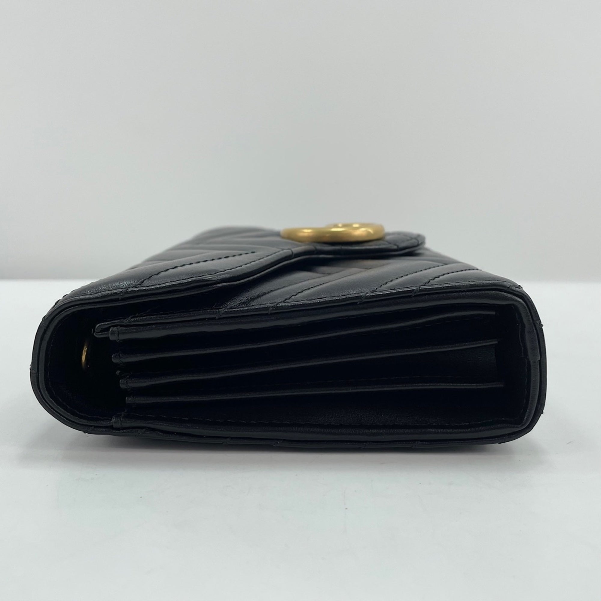 Gucci Black Shoulder Bag (Pre-Owned)